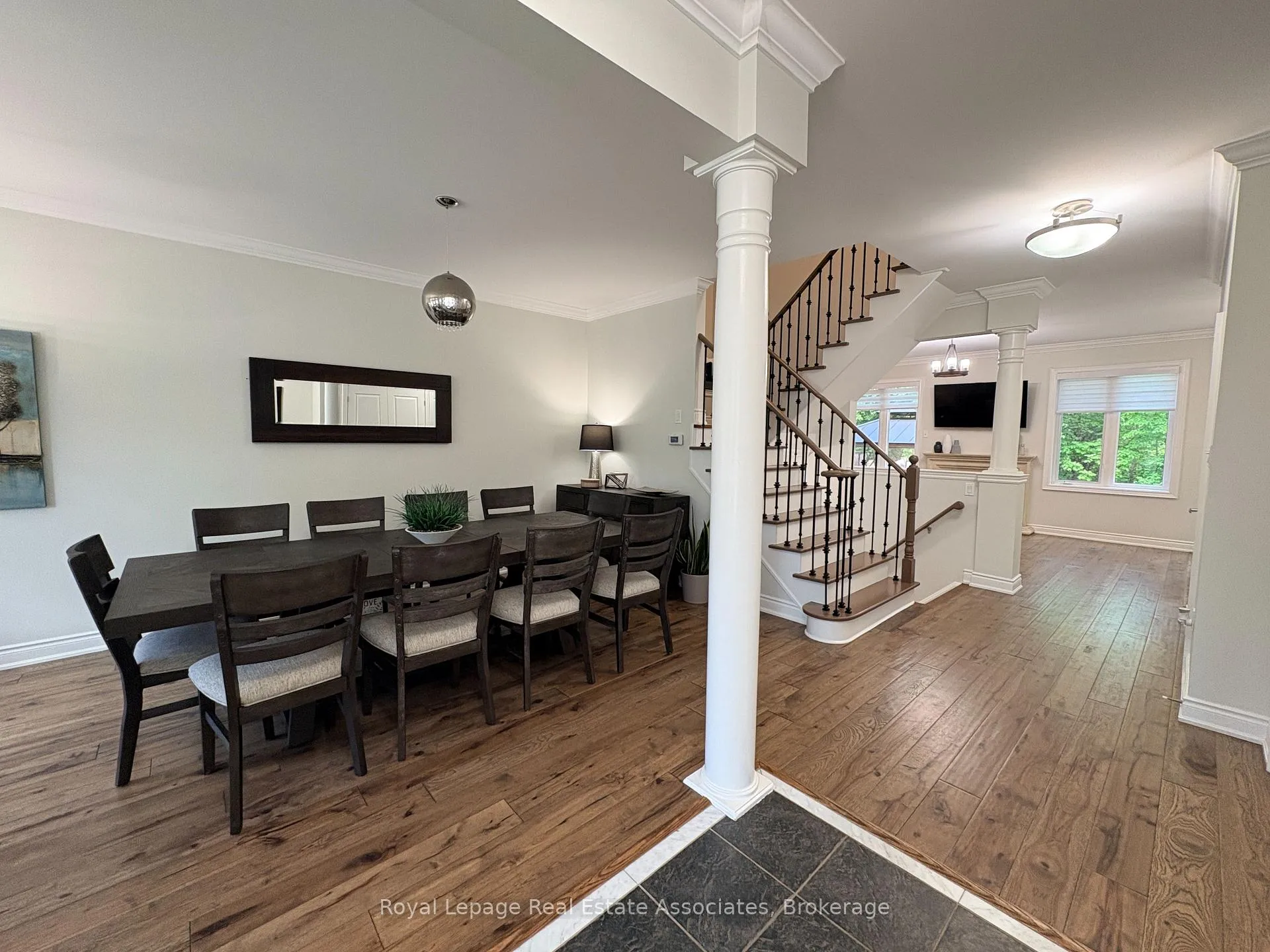 Photo 6 of 273 Duskywing Way, Oakville, Bronte — HOMEH