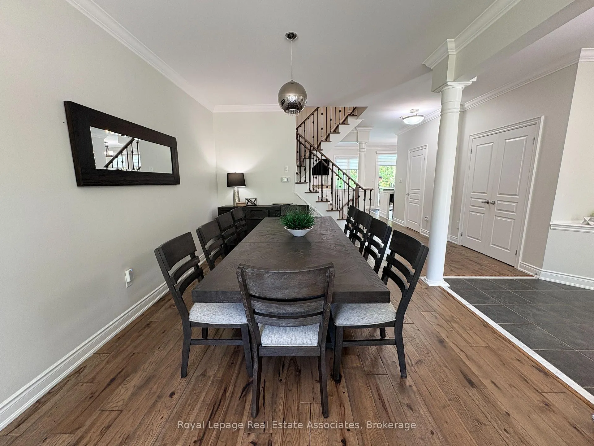 Photo 9 of 273 Duskywing Way, Oakville, Bronte — HOMEH