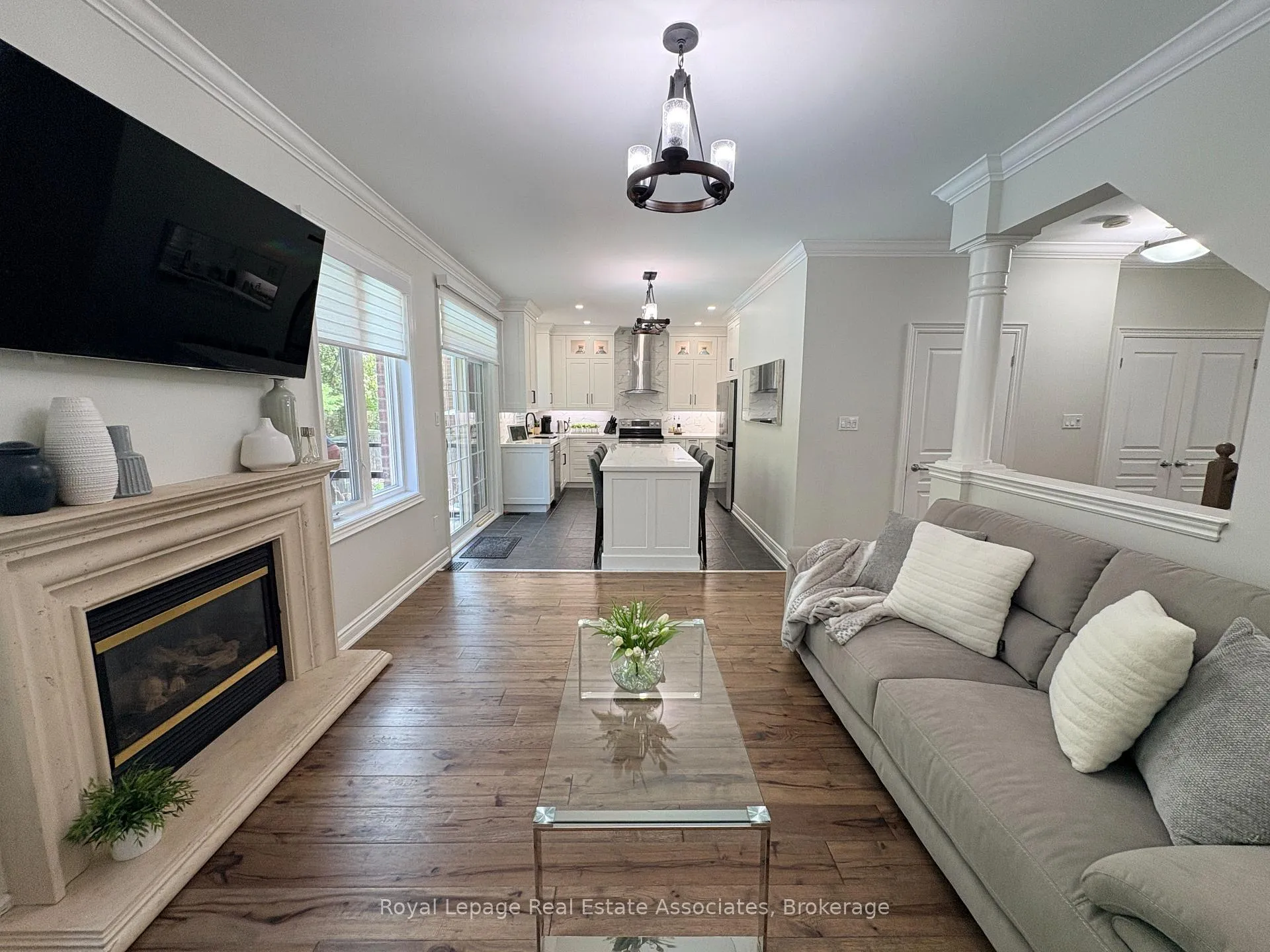 Photo 16 of 273 Duskywing Way, Oakville, Bronte — HOMEH