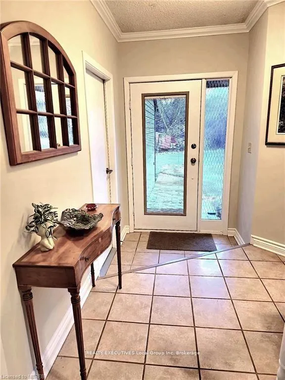 Photo 6 of Unit 5, 555 Main Street S, Callander — HOMEH