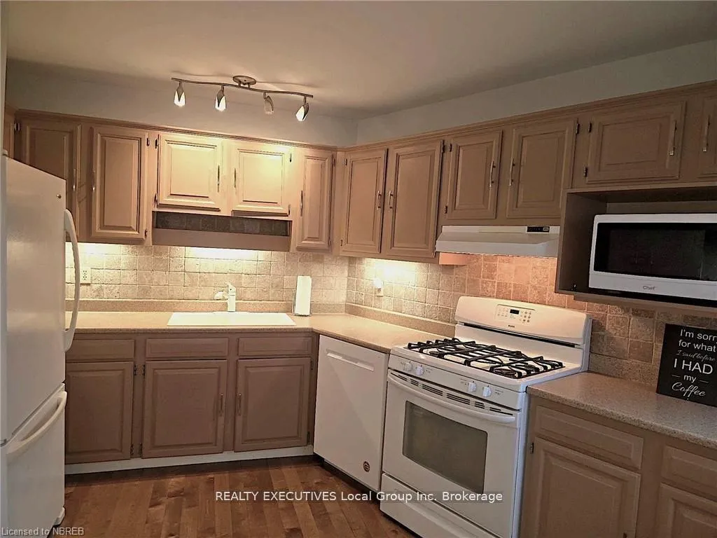 Photo 9 of Unit 5, 555 Main Street S, Callander — HOMEH
