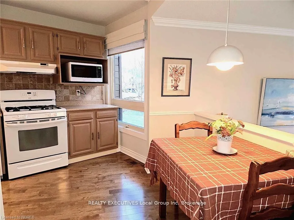 Photo 10 of Unit 5, 555 Main Street S, Callander — HOMEH