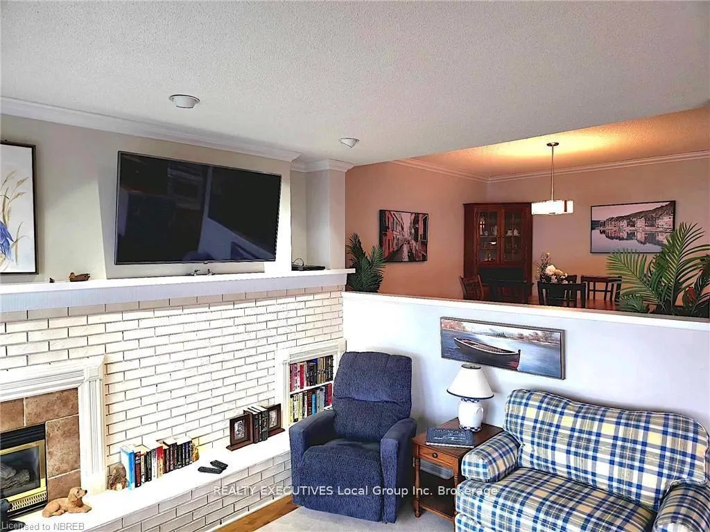 Photo 15 of Unit 5, 555 Main Street S, Callander — HOMEH