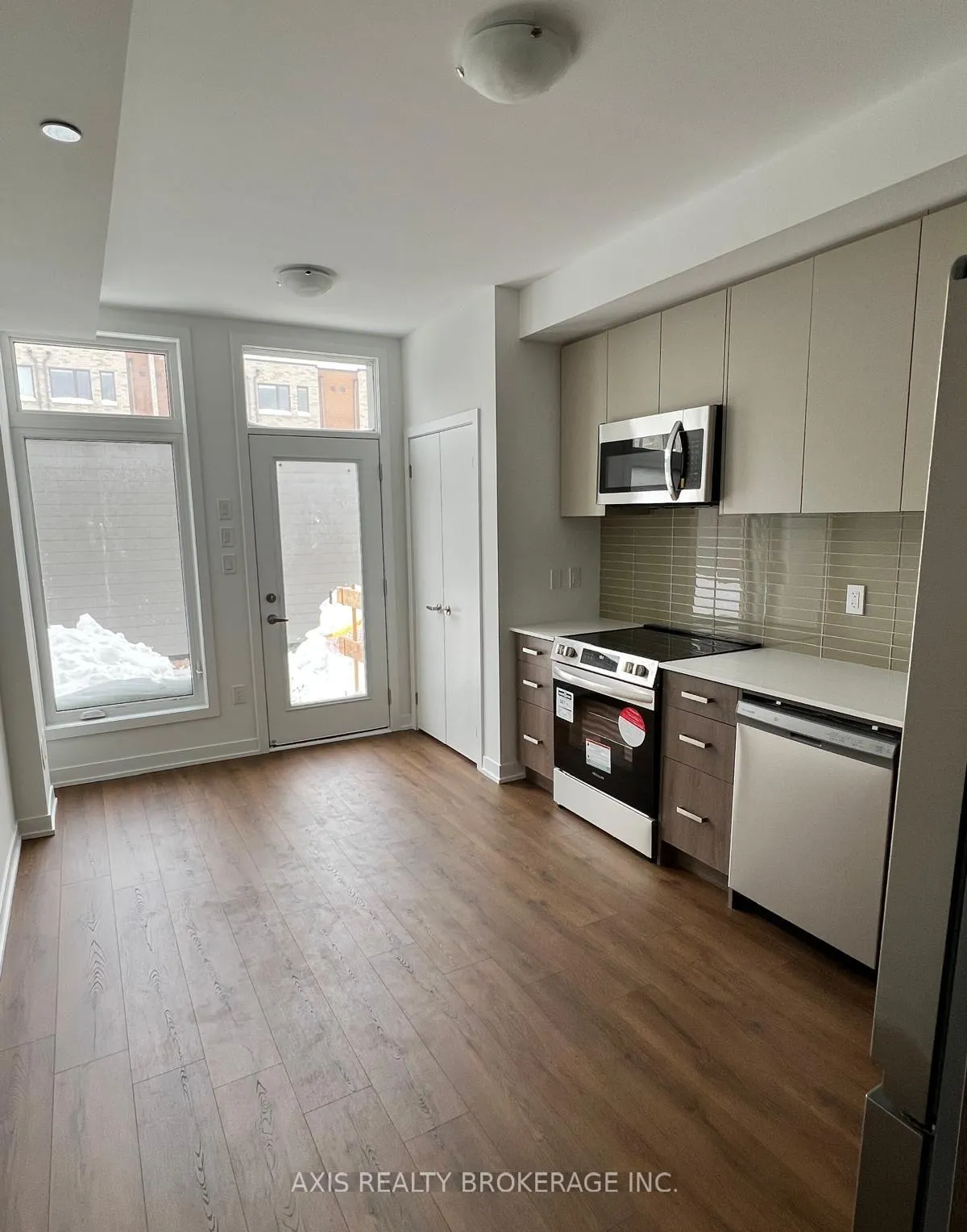 Photo 2 of 78 Turtle Island Road, Toronto, Englemount-Lawrence — HOMEH