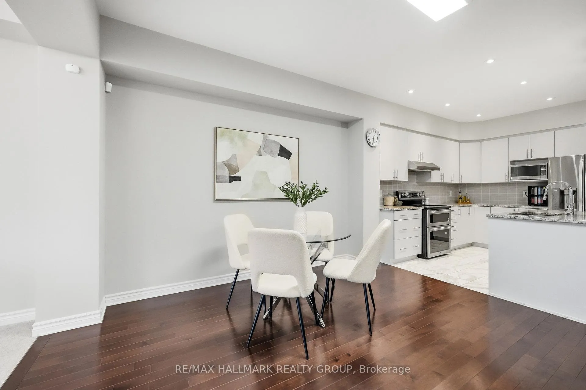 Photo 13 of 137 Wild Calla Way, Ottawa, Mer Bleue/Bradley Estates/Anderson Park — HOMEH