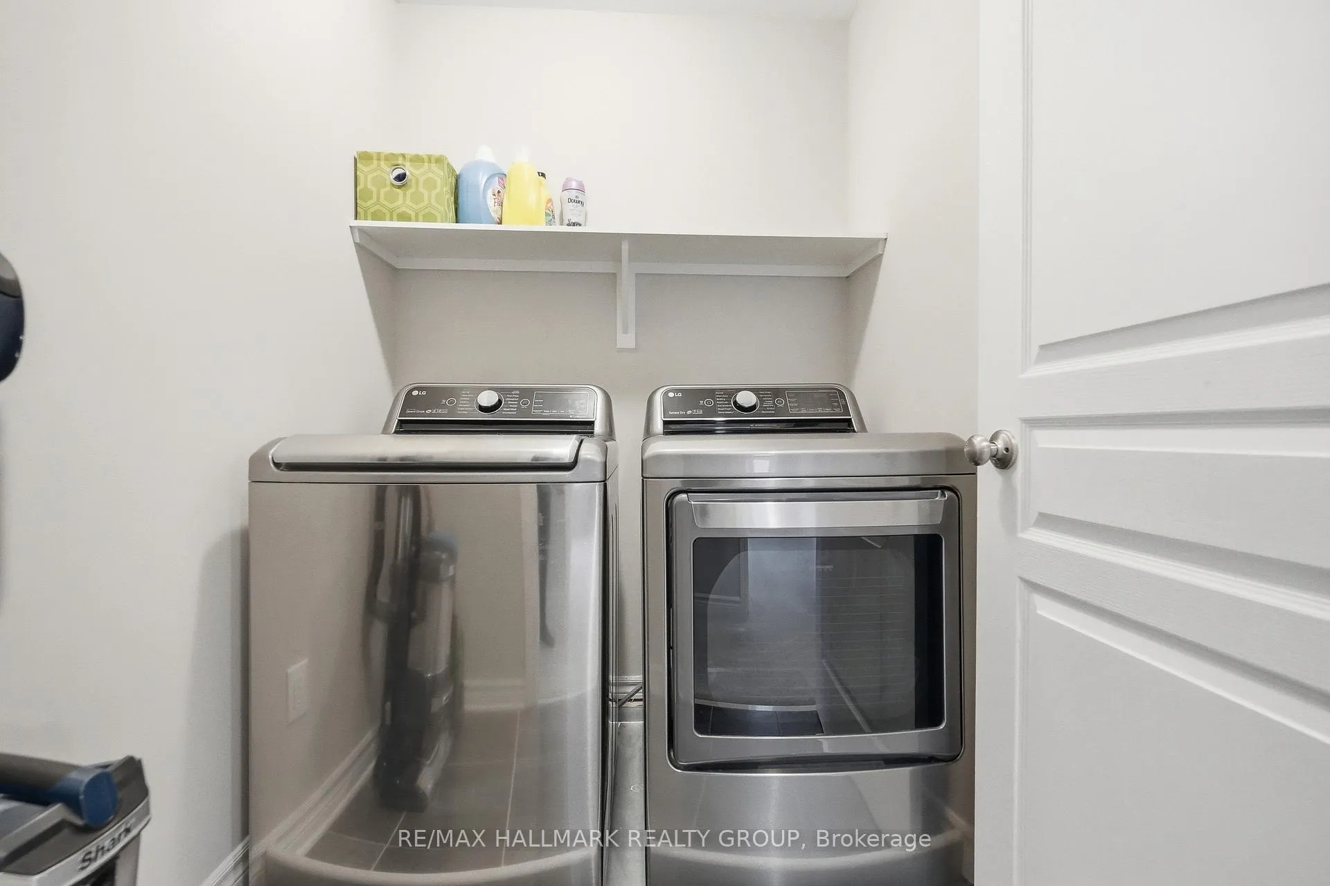 Photo 29 of 137 Wild Calla Way, Ottawa, Mer Bleue/Bradley Estates/Anderson Park — HOMEH