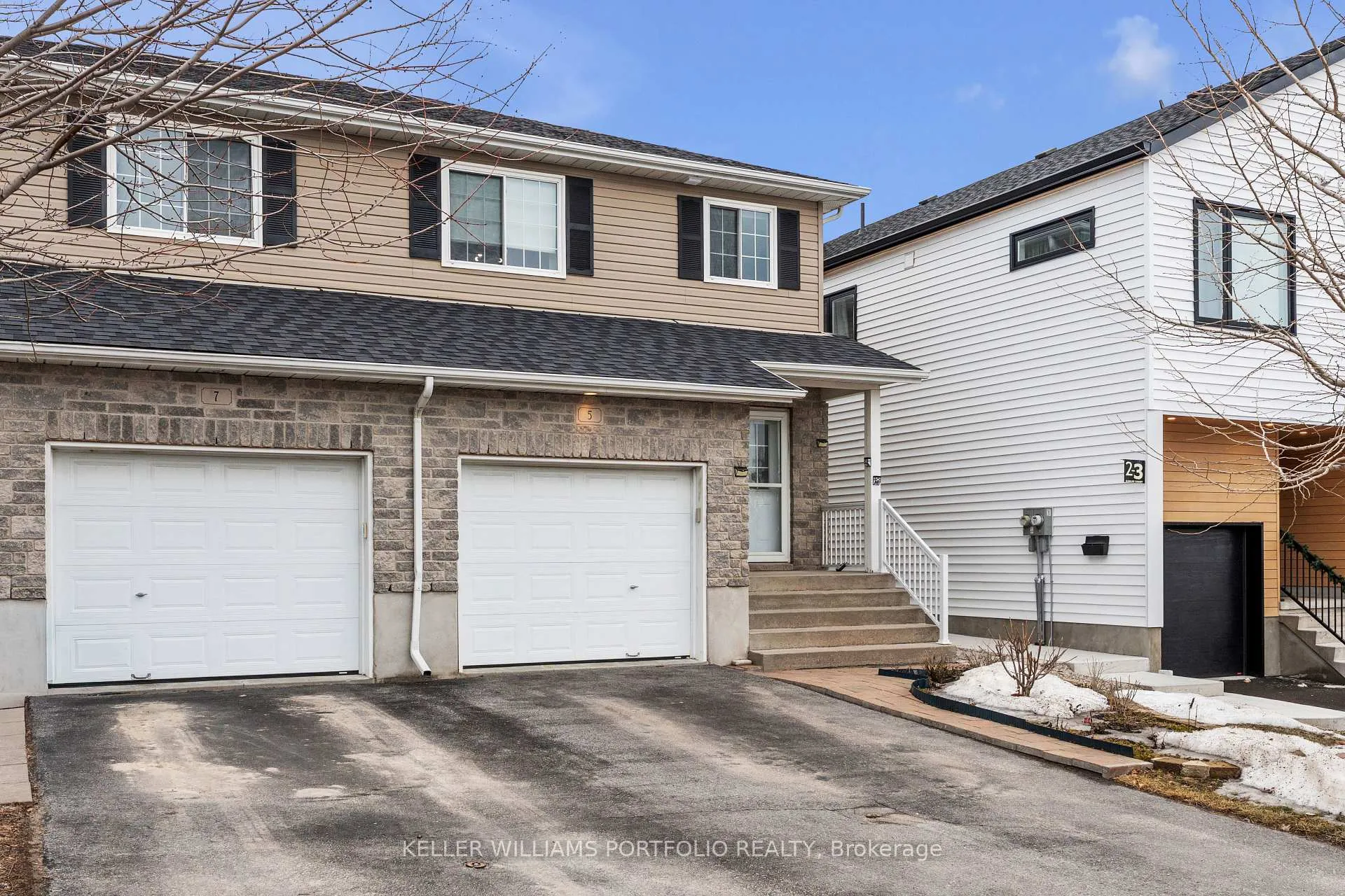 Photo 1 of 5 Karlee Court, Kingston, Rideau — HOMEH
