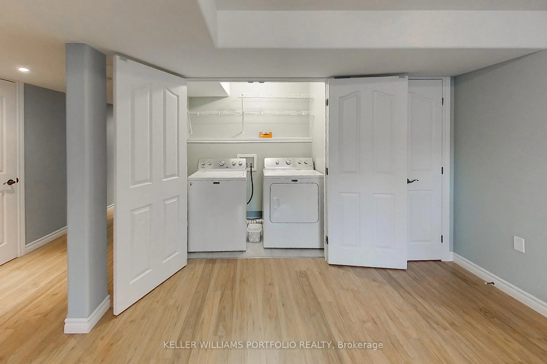 Photo 3 of 5 Karlee Court, Kingston, Rideau — HOMEH