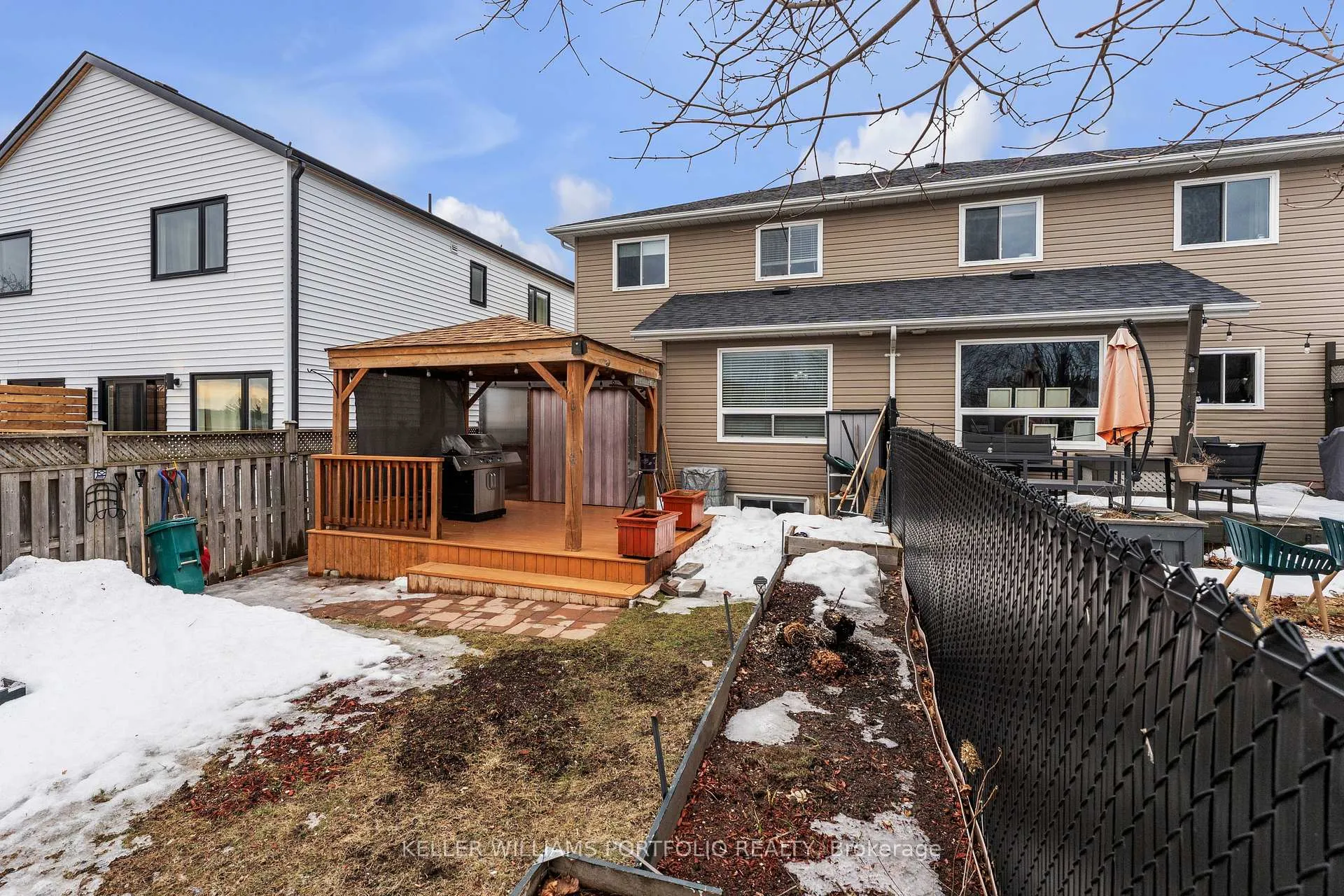 Photo 4 of 5 Karlee Court, Kingston, Rideau — HOMEH