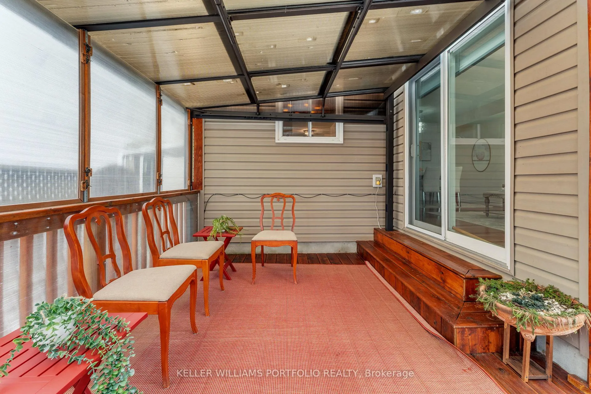 Photo 8 of 5 Karlee Court, Kingston, Rideau — HOMEH