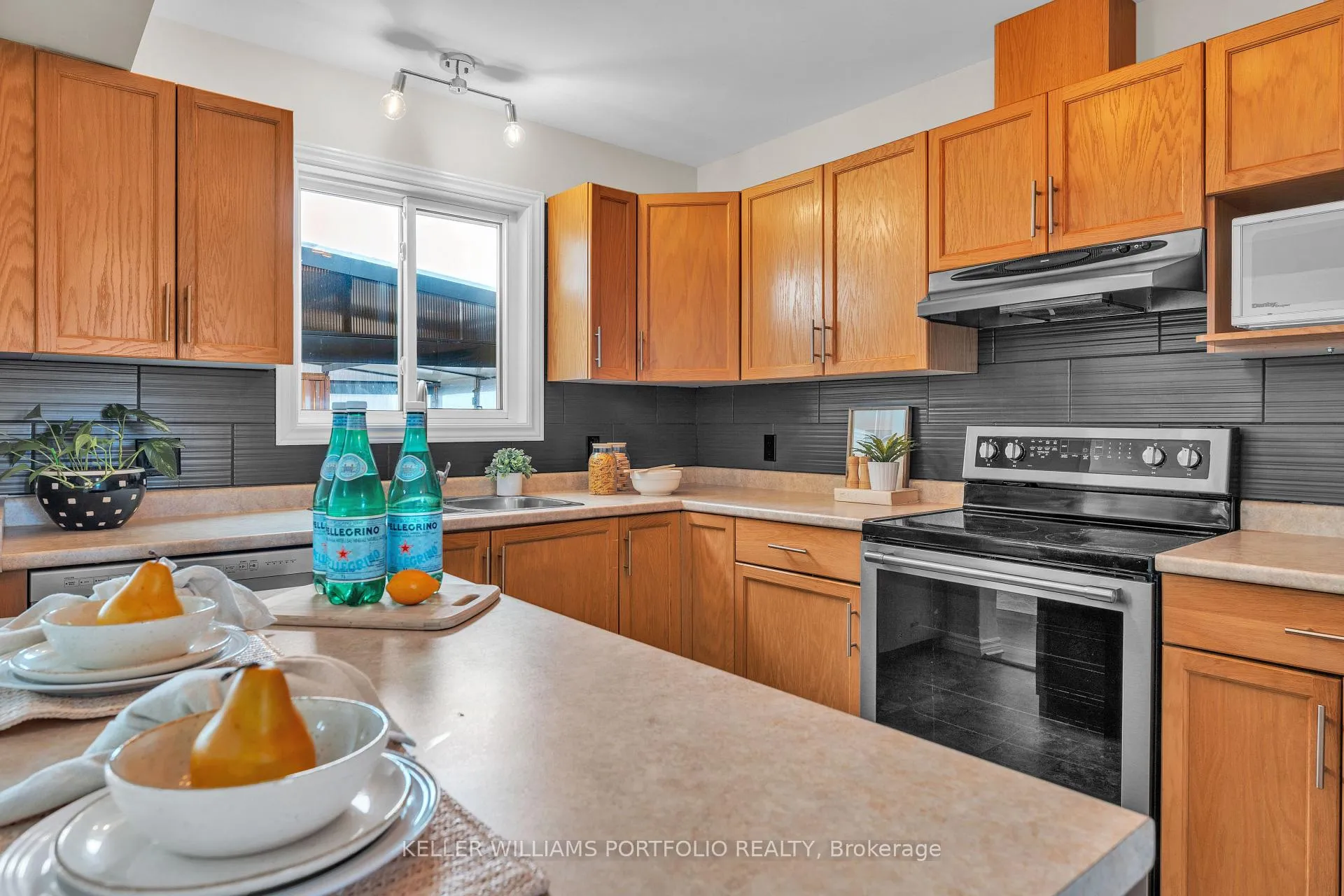 Photo 27 of 5 Karlee Court, Kingston, Rideau — HOMEH