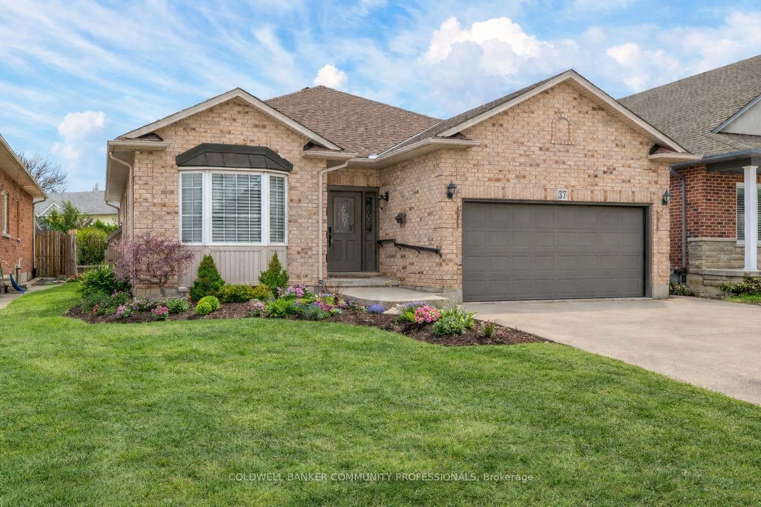 Photo 33 of 37 Garth Trails Crescent, Hamilton, Rural Glanbrook — HOMEH