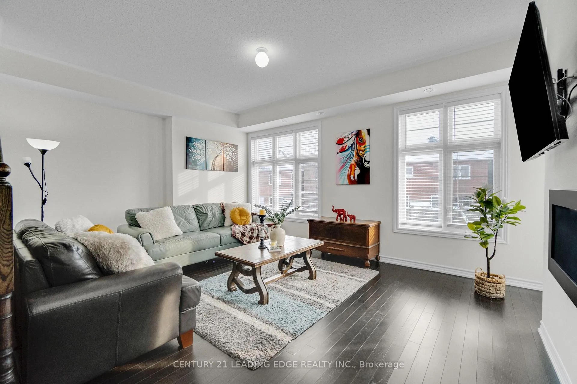 Photo 8 of 31 Westbury Way, Whitby, Brooklin — HOMEH