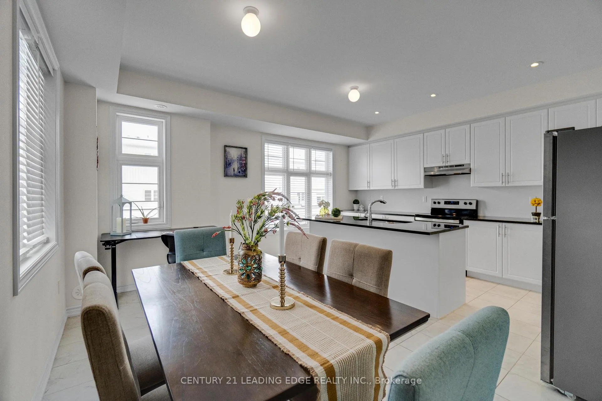 Photo 18 of 31 Westbury Way, Whitby, Brooklin — HOMEH