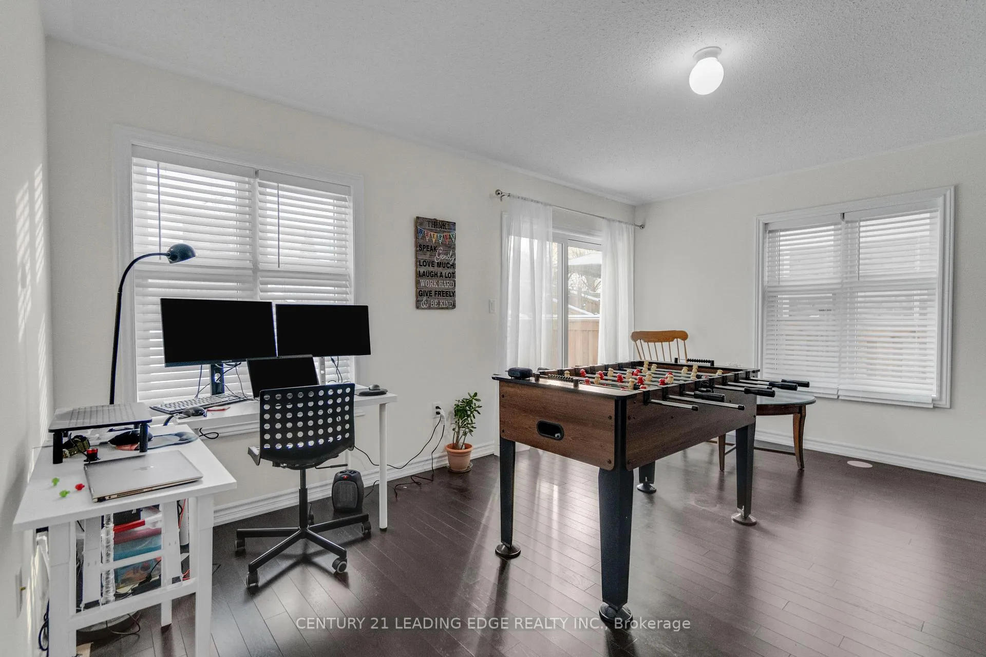 Photo 33 of 31 Westbury Way, Whitby, Brooklin — HOMEH