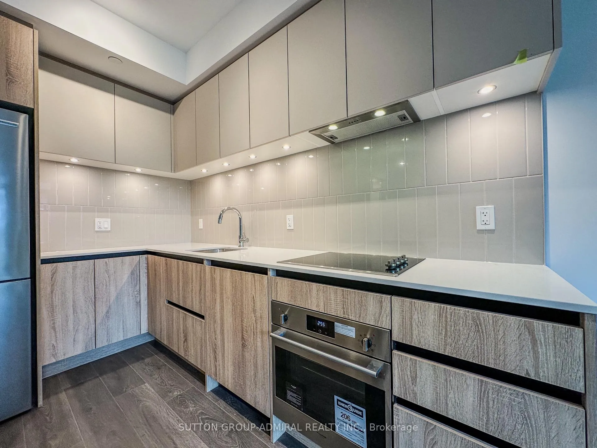 Photo 2 of Unit 307, 8 Beverley Glen Boulevard, Vaughan, Beverley Glen — HOMEH