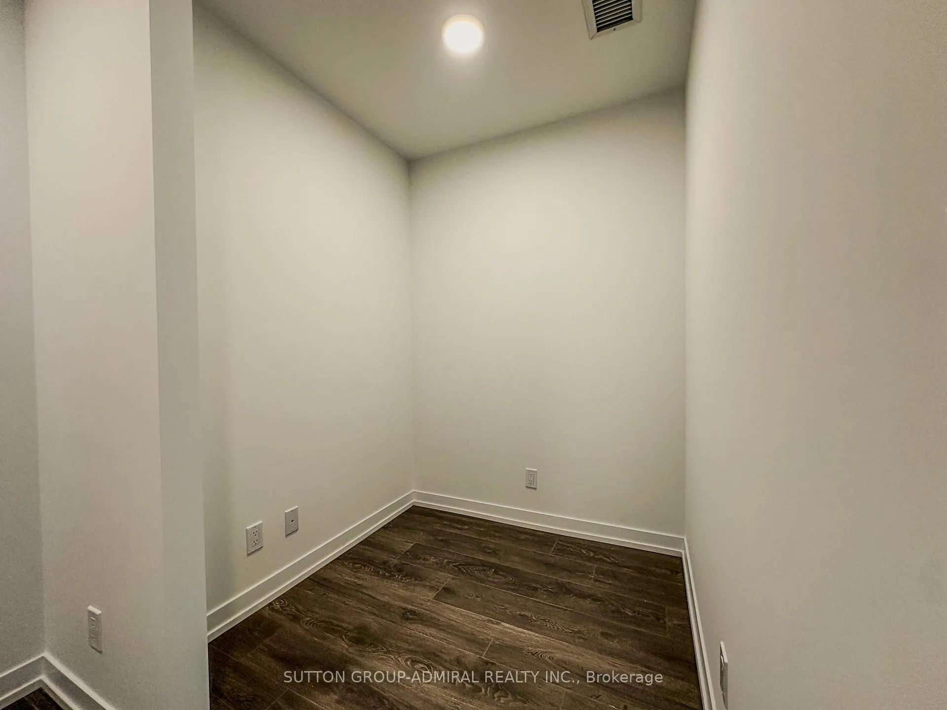 Photo 8 of Unit 307, 8 Beverley Glen Boulevard, Vaughan, Beverley Glen — HOMEH