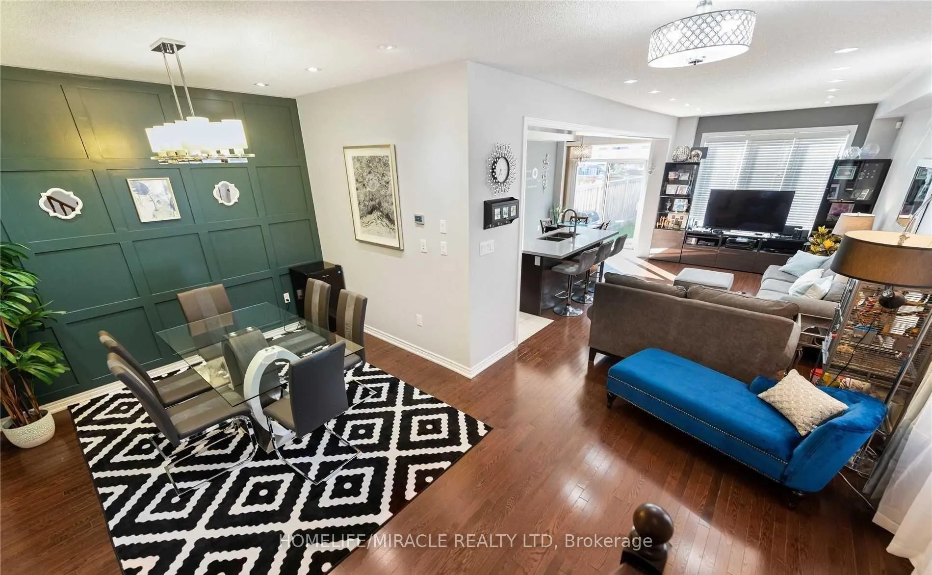 Photo 8 of 26 Swanton Road, Brampton, Credit Valley — HOMEH