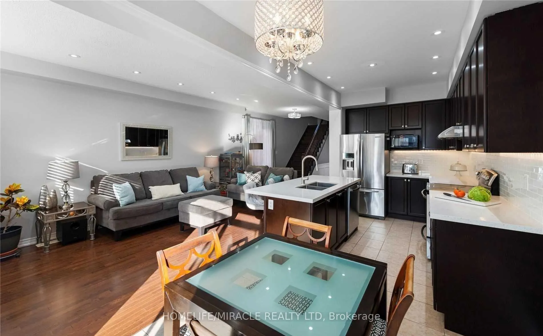 Photo 13 of 26 Swanton Road, Brampton, Credit Valley — HOMEH