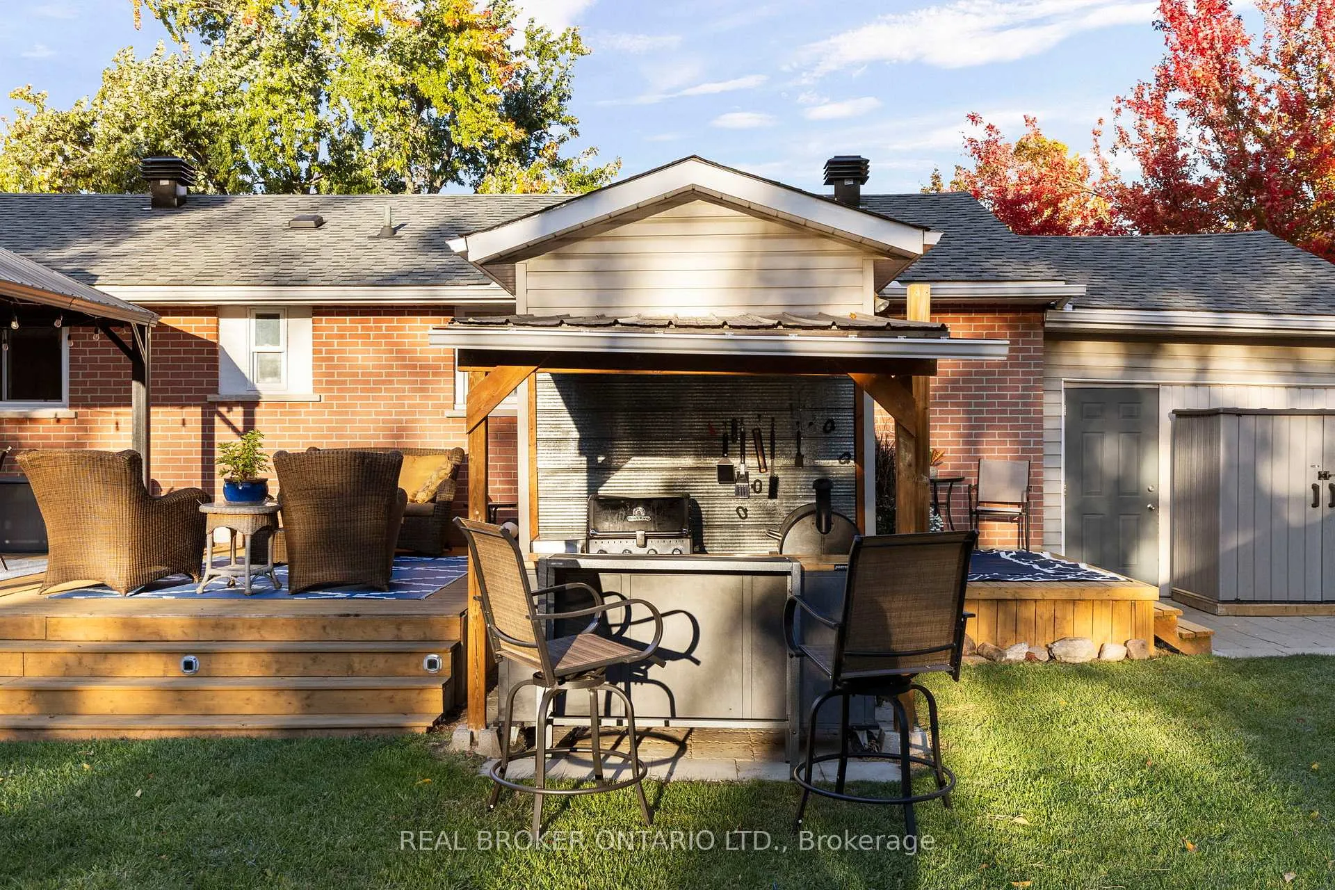 Photo 42 of 77 Third Street, Orillia — HOMEH