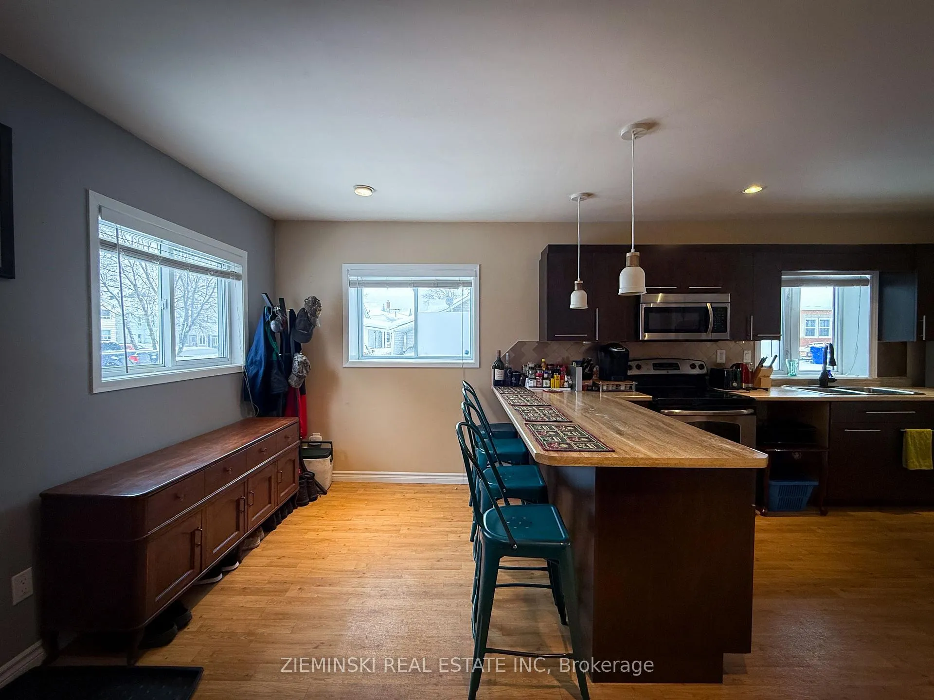 Photo 4 of 55 Eighth Avenue, Timmins, TNE - Central — HOMEH