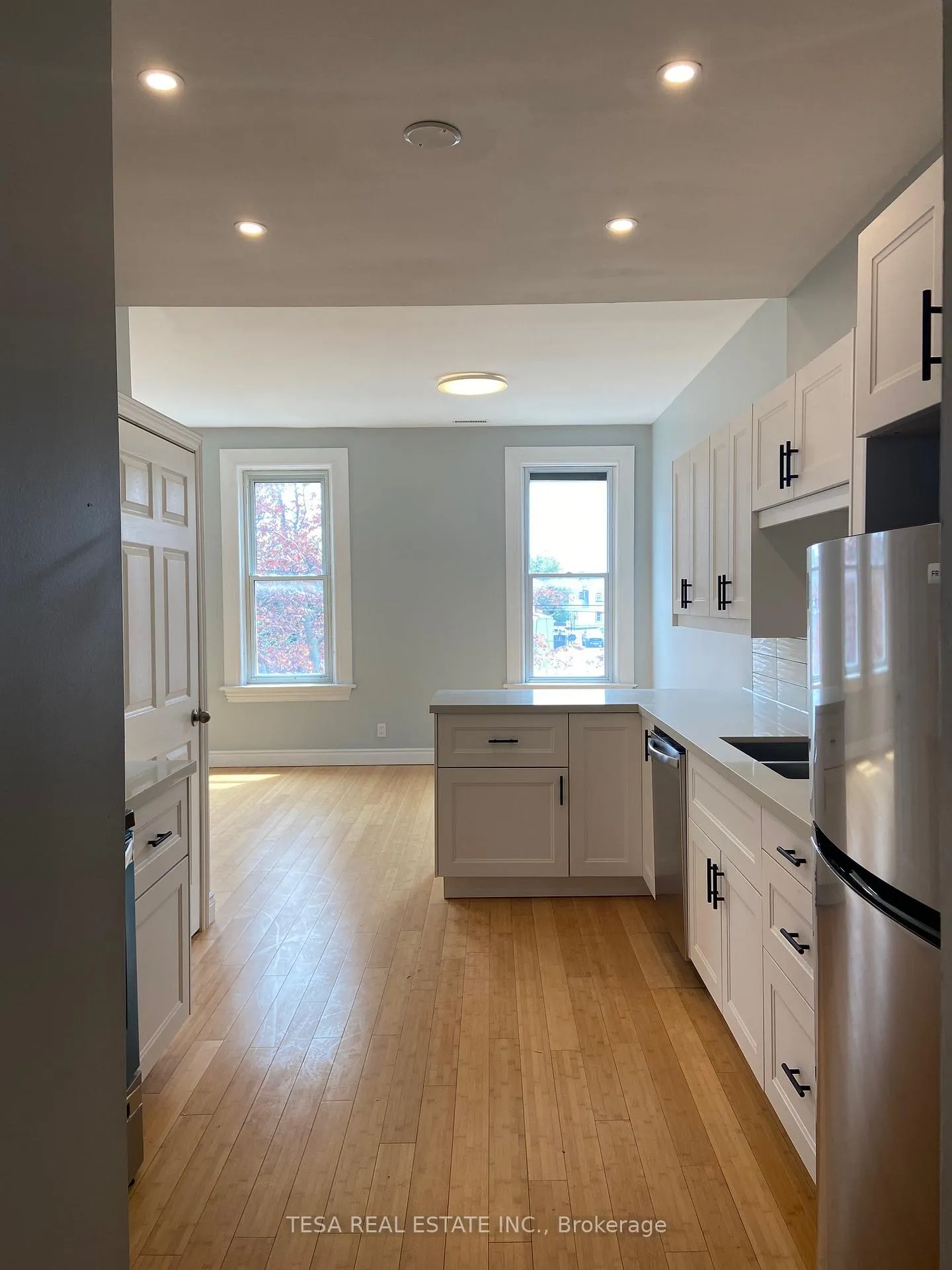 Photo 4 of Unit 2, 158 Darling Street, Brantford — HOMEH