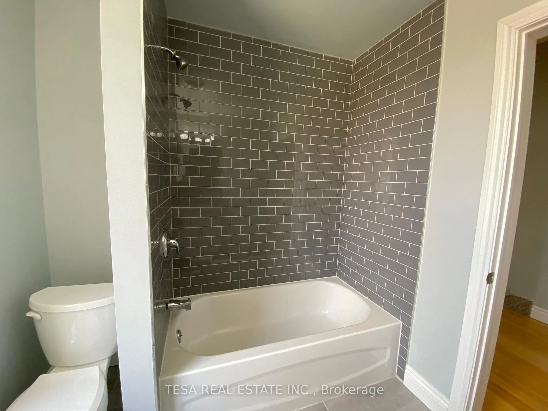 Photo 13 of Unit 2, 158 Darling Street, Brantford — HOMEH