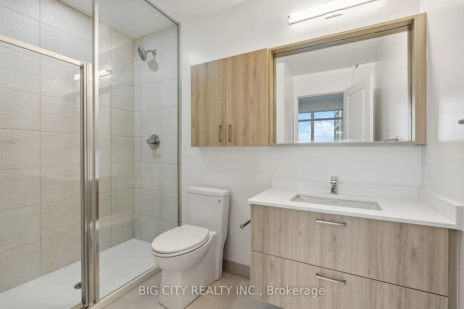 Photo 19 of Unit 808, 30 Upper Mall Way, Vaughan, Brownridge — HOMEH