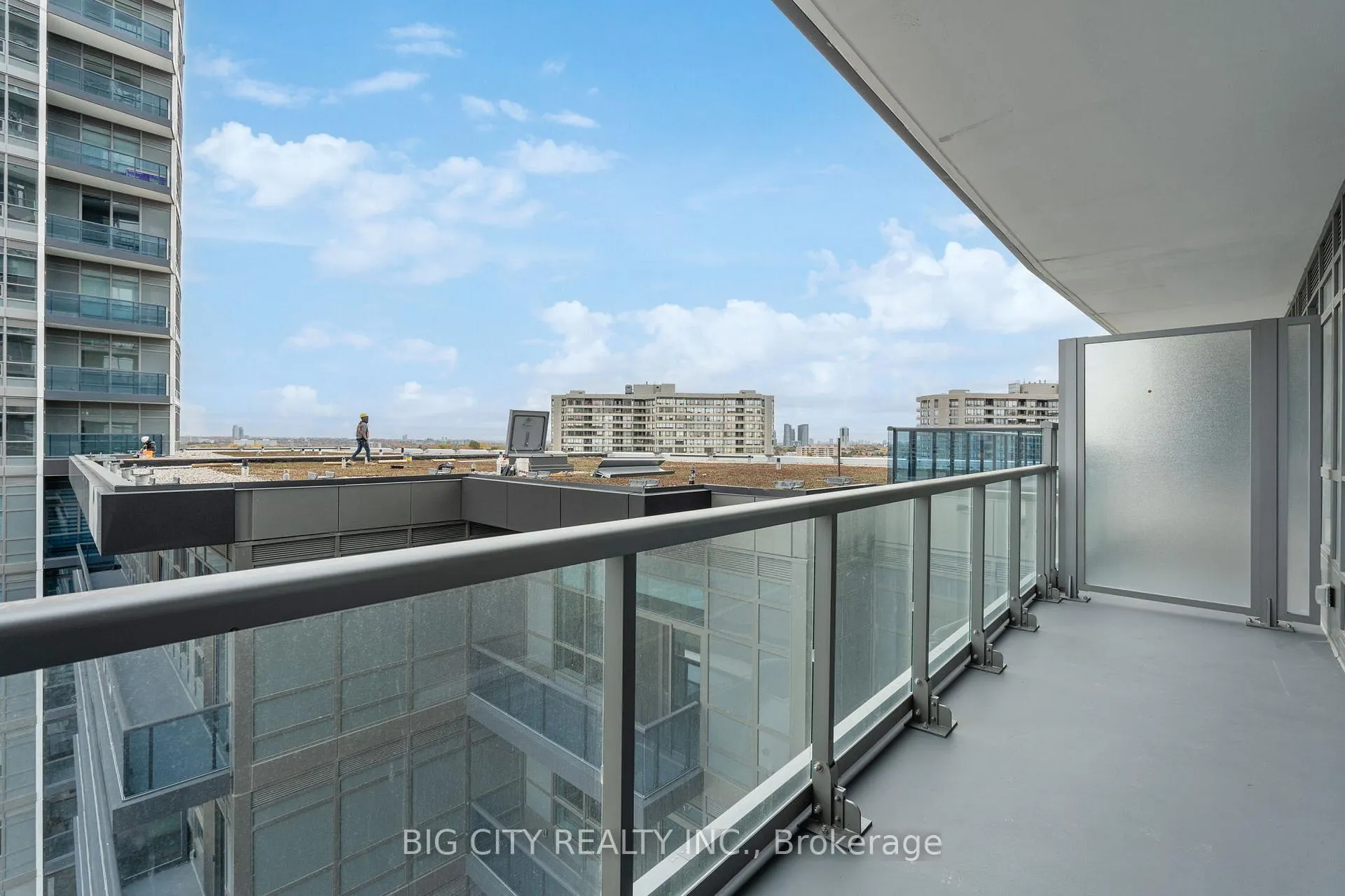 Photo 24 of Unit 808, 30 Upper Mall Way, Vaughan, Brownridge — HOMEH