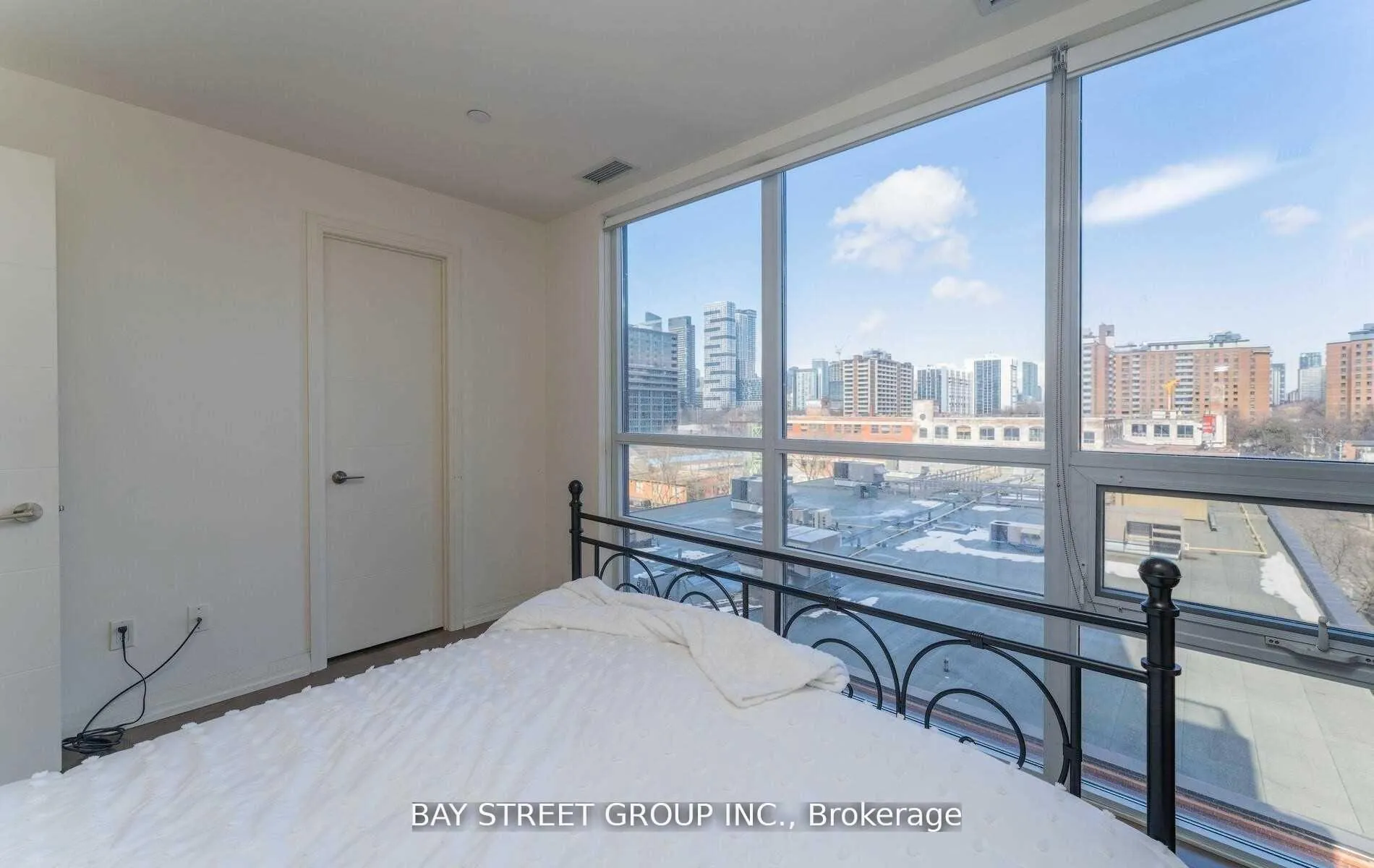 Photo 11 of Unit 831, 460 Adelaide Street E, Toronto, Moss Park — HOMEH