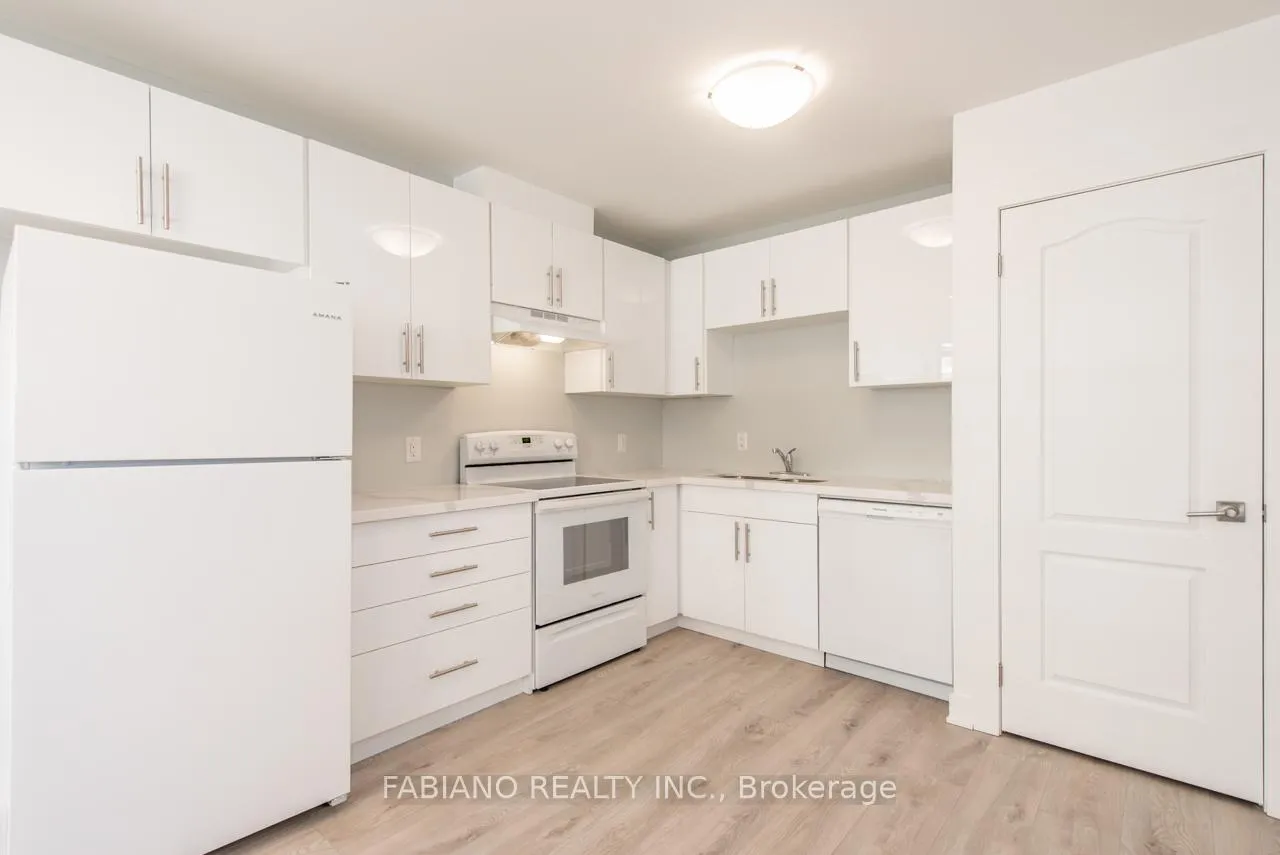 Photo 7 of Unit 2, 942 St Clair Avenue W, Toronto, Oakwood Village — HOMEH