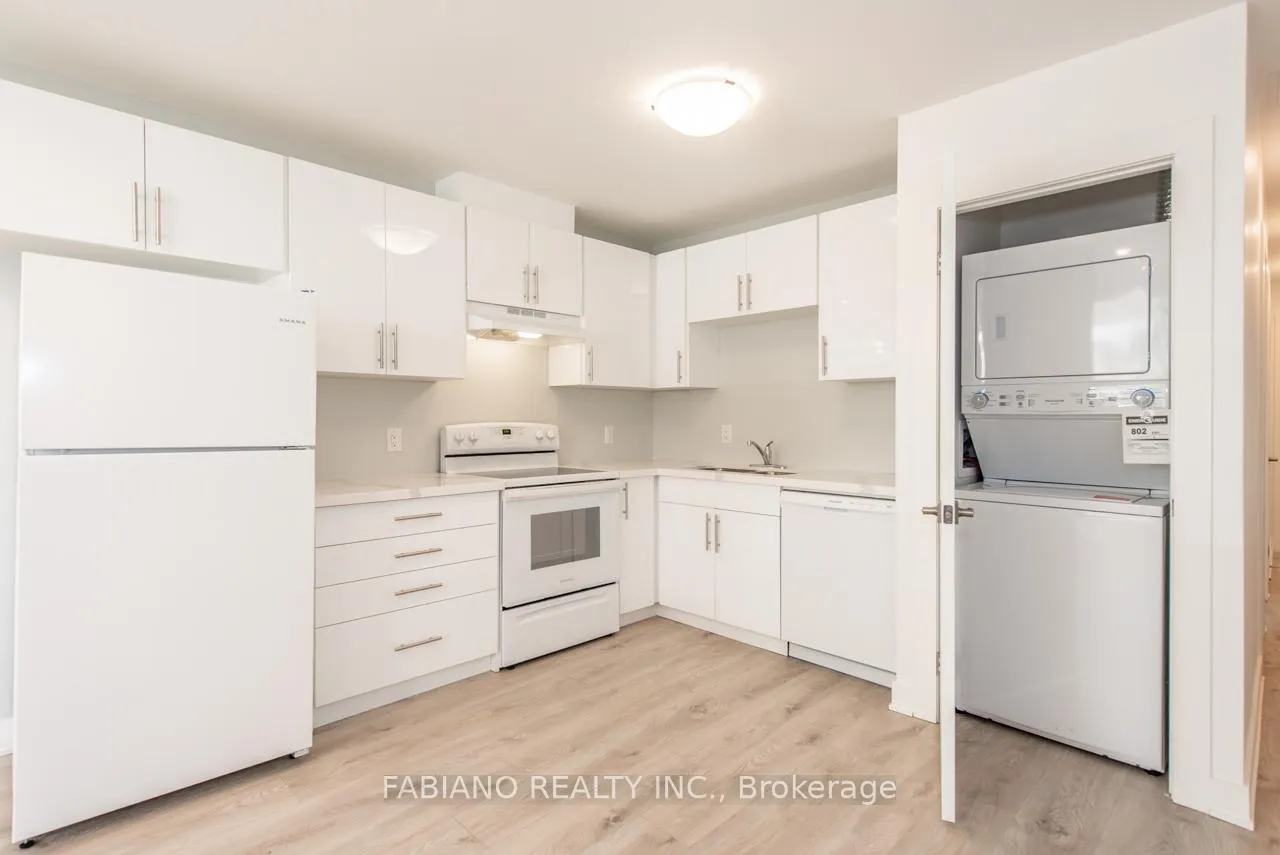 Photo 8 of Unit 2, 942 St Clair Avenue W, Toronto, Oakwood Village — HOMEH