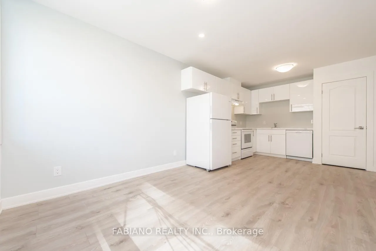Photo 9 of Unit 2, 942 St Clair Avenue W, Toronto, Oakwood Village — HOMEH