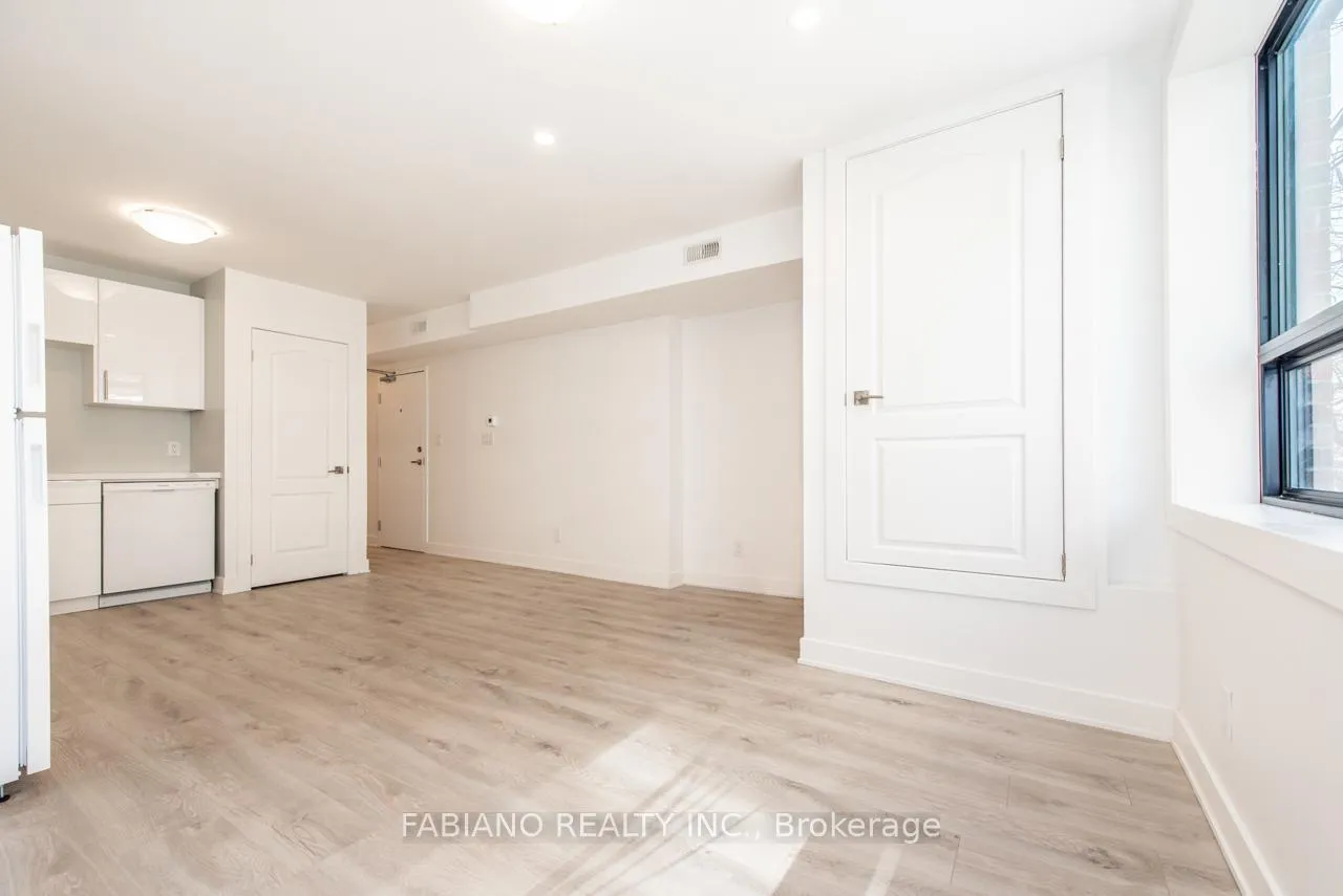 Photo 11 of Unit 2, 942 St Clair Avenue W, Toronto, Oakwood Village — HOMEH