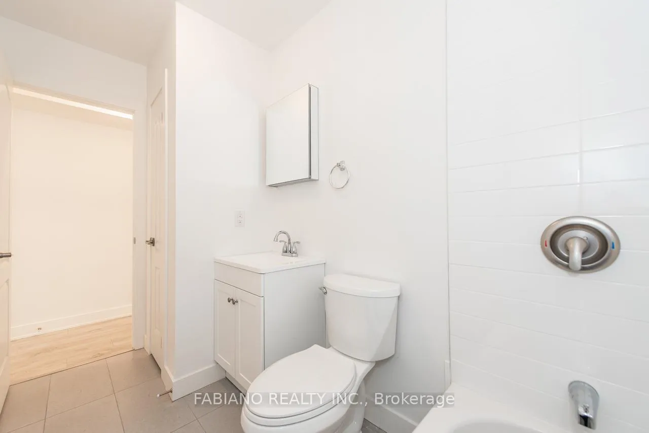 Photo 14 of Unit 2, 942 St Clair Avenue W, Toronto, Oakwood Village — HOMEH