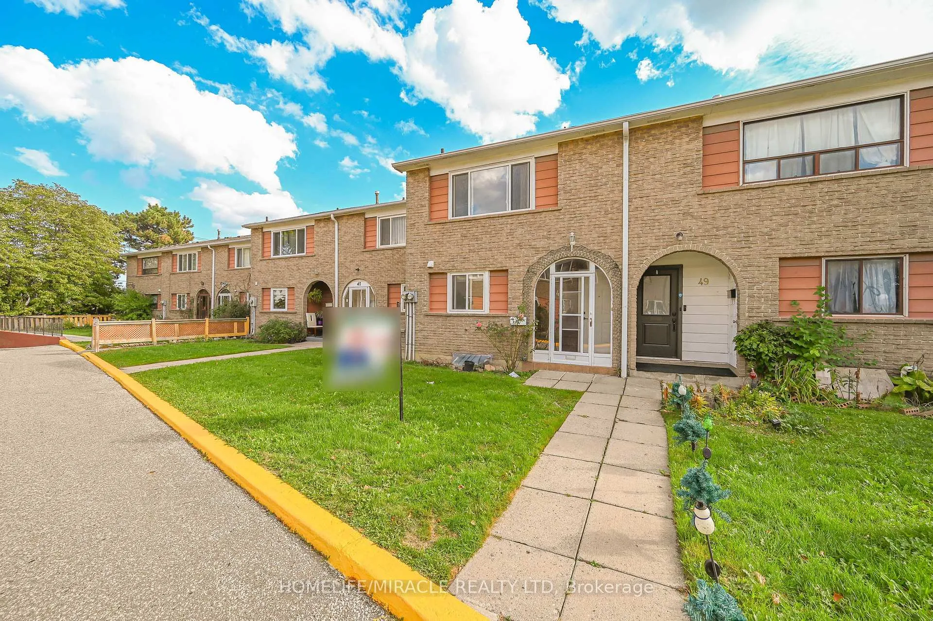 Photo 2 of Unit 48, 2012 Martin Grove Road, Etobicoke, West Humber-Clairville — HOMEH