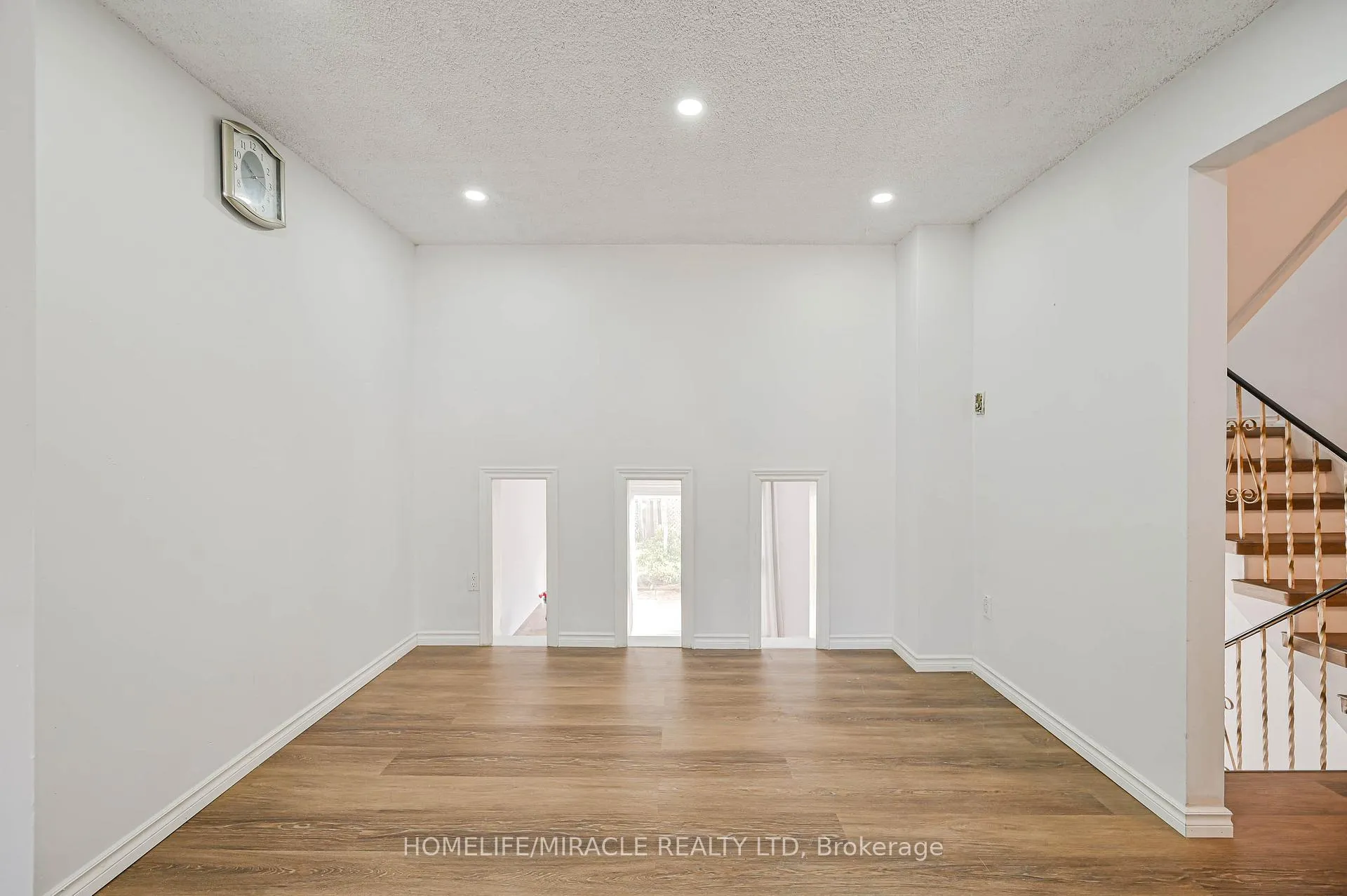 Photo 8 of Unit 48, 2012 Martin Grove Road, Etobicoke, West Humber-Clairville — HOMEH