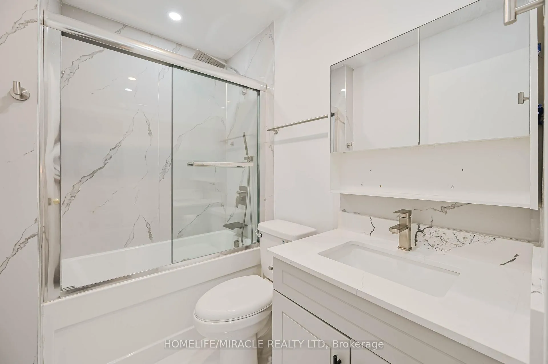 Photo 18 of Unit 48, 2012 Martin Grove Road, Etobicoke, West Humber-Clairville — HOMEH