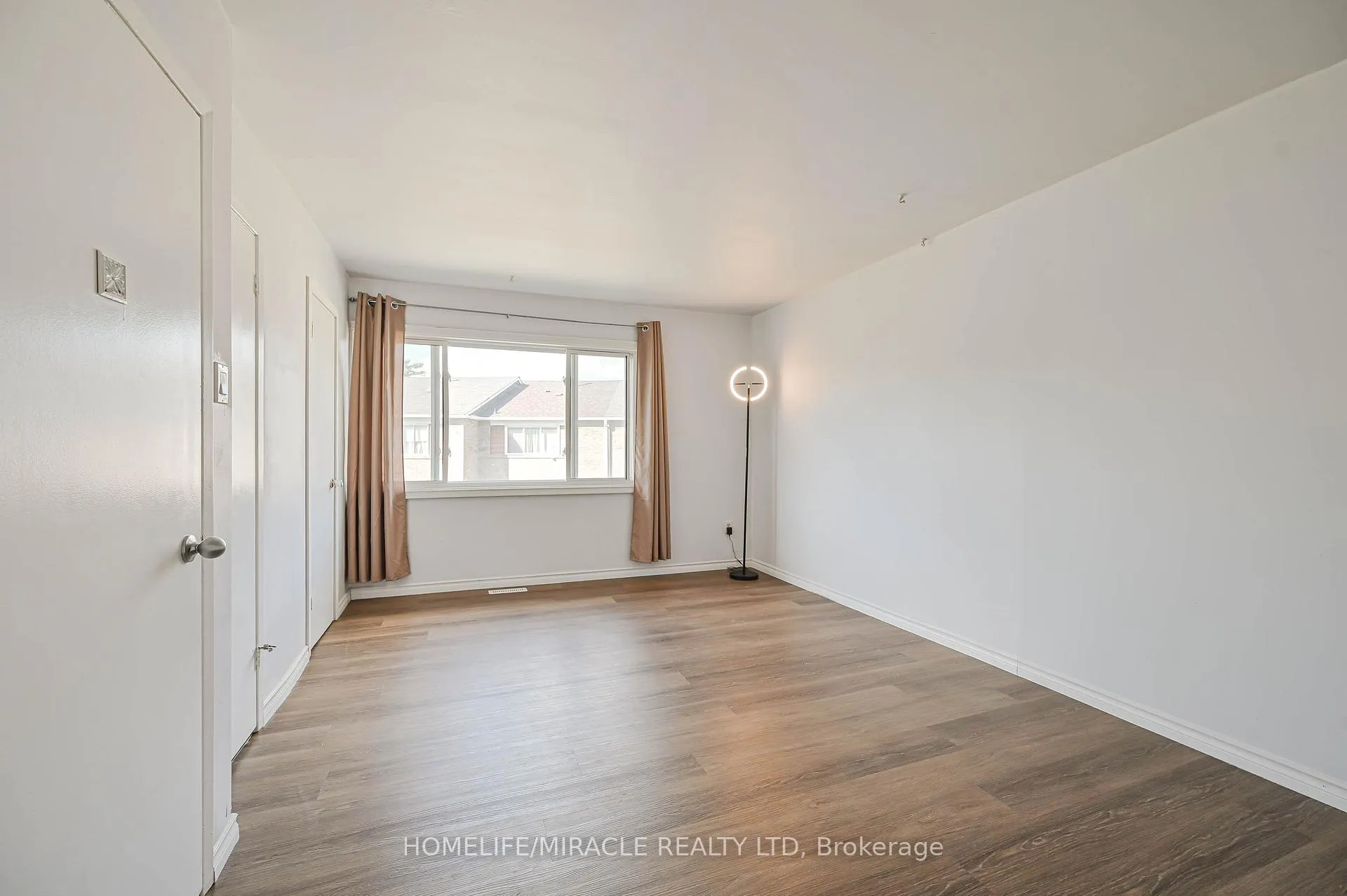 Photo 20 of Unit 48, 2012 Martin Grove Road, Etobicoke, West Humber-Clairville — HOMEH