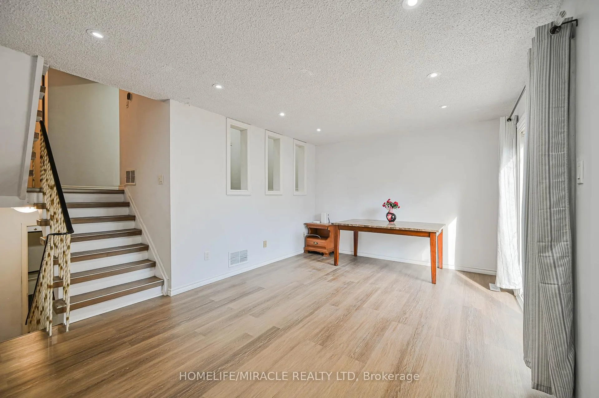 Photo 33 of Unit 48, 2012 Martin Grove Road, Etobicoke, West Humber-Clairville — HOMEH
