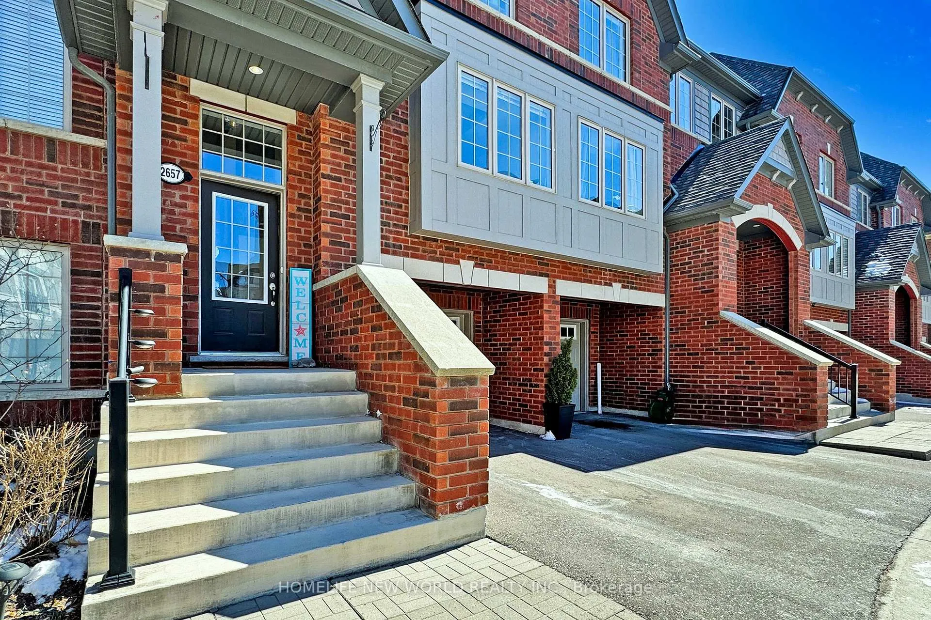 Front of Unit 29, 2657 Deputy Minister Path