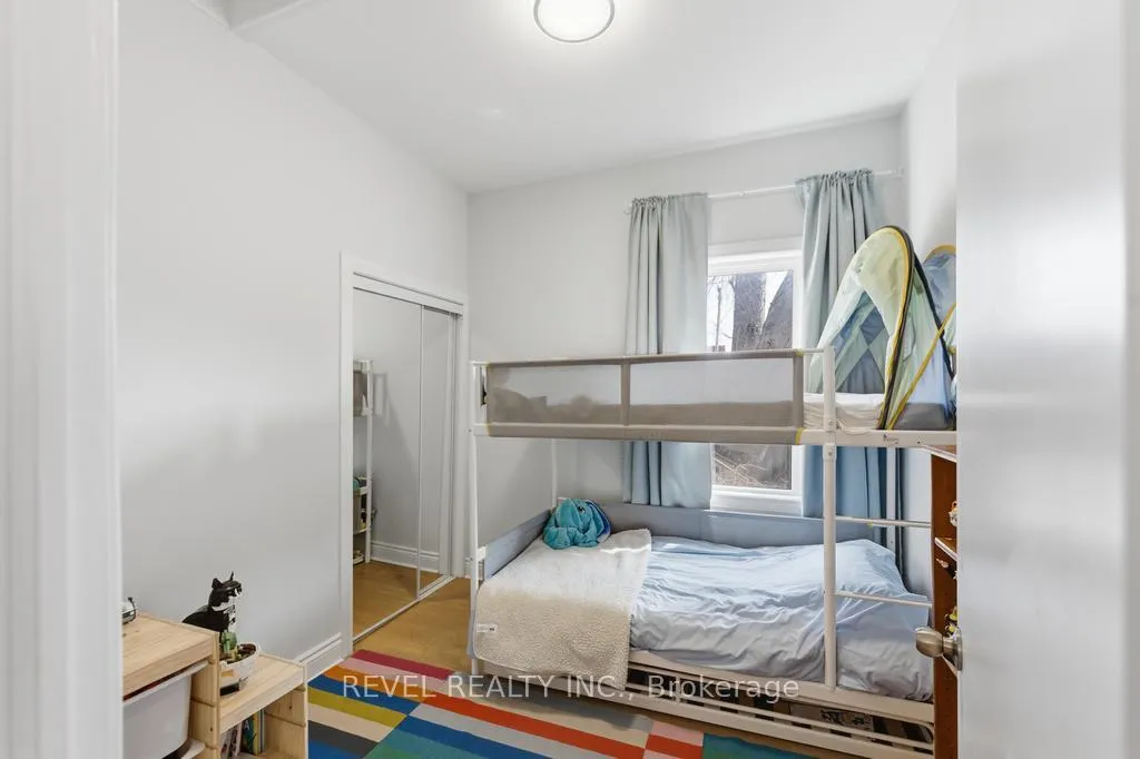 Photo 19 of 176 Wood Street E, Hamilton, North End — HOMEH