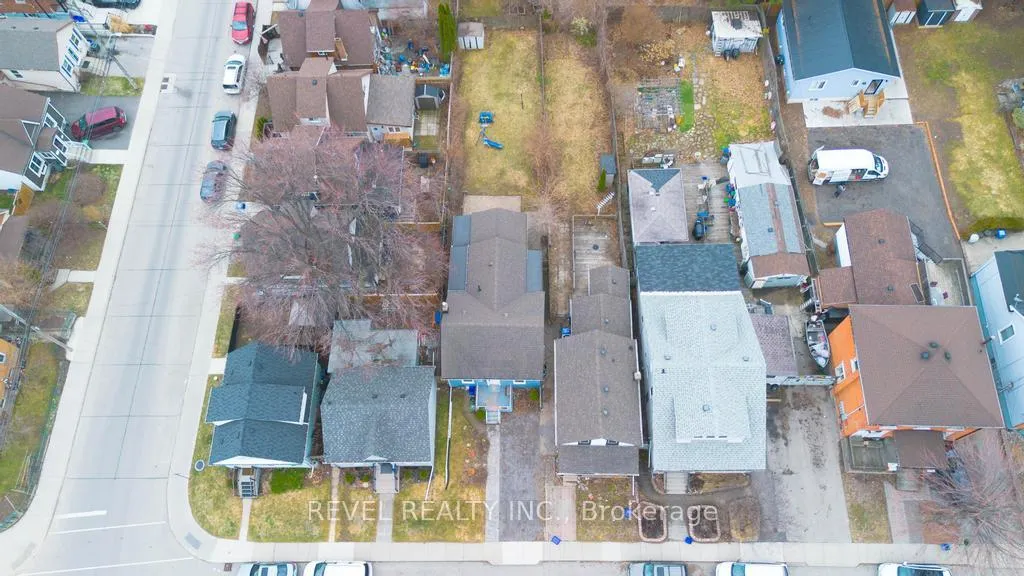 Photo 24 of 176 Wood Street E, Hamilton, North End — HOMEH