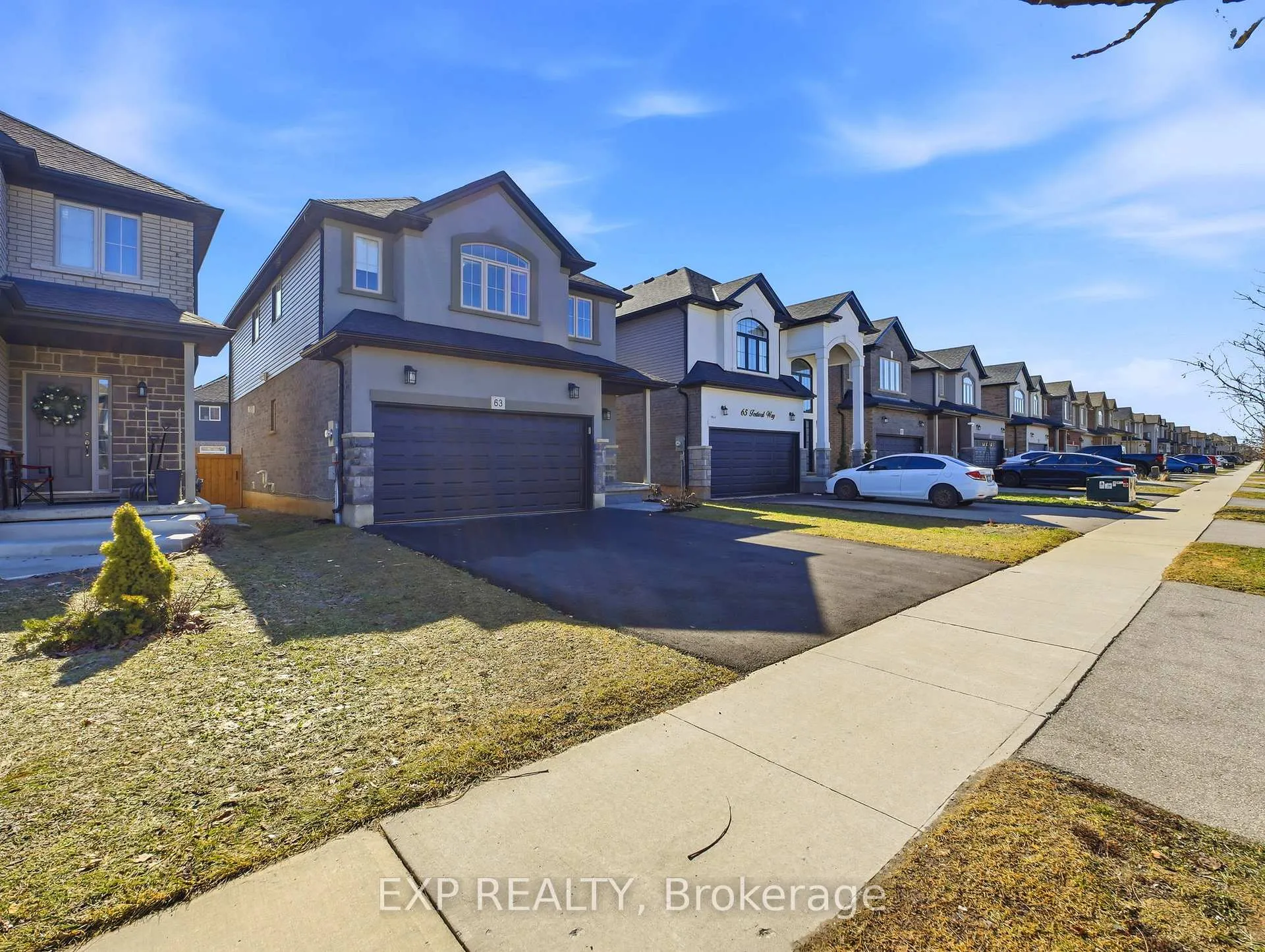 Photo 3 of 63 Festival Way, Hamilton, Binbrook — HOMEH