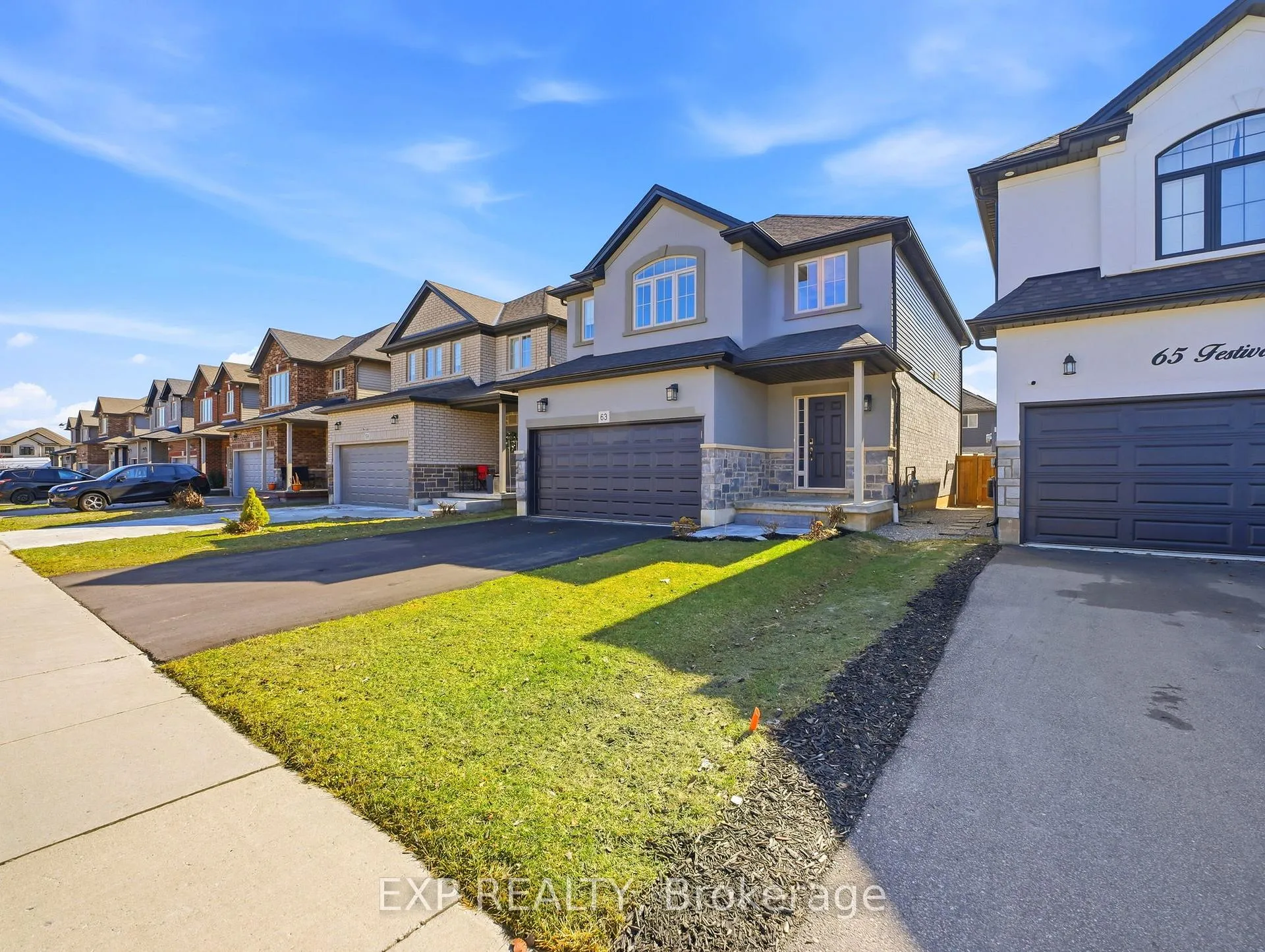Photo 4 of 63 Festival Way, Hamilton, Binbrook — HOMEH