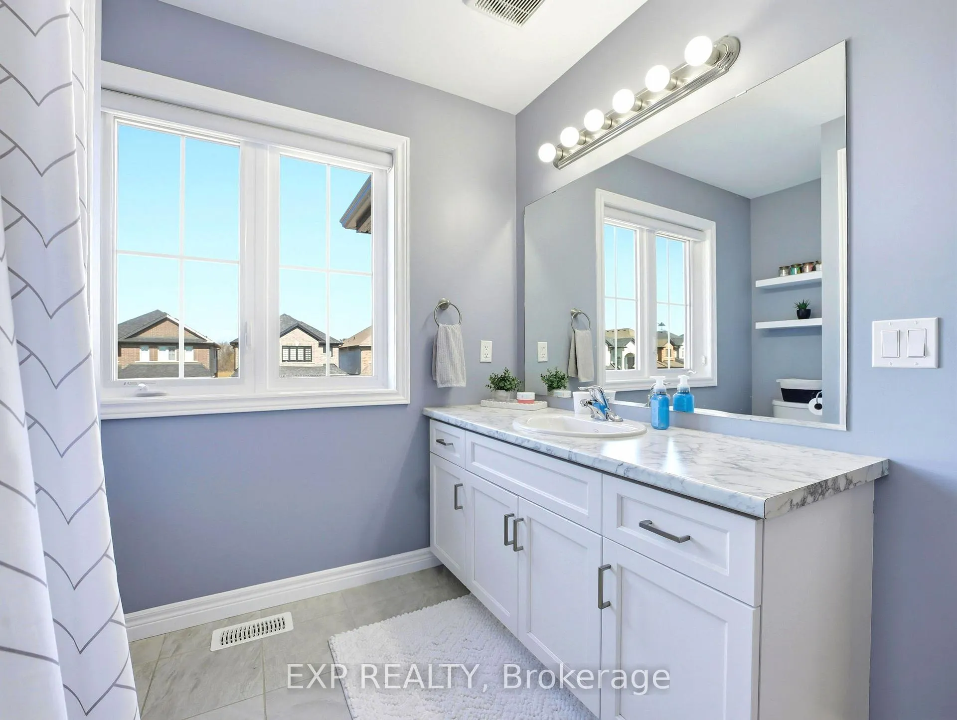 Photo 15 of 63 Festival Way, Hamilton, Binbrook — HOMEH