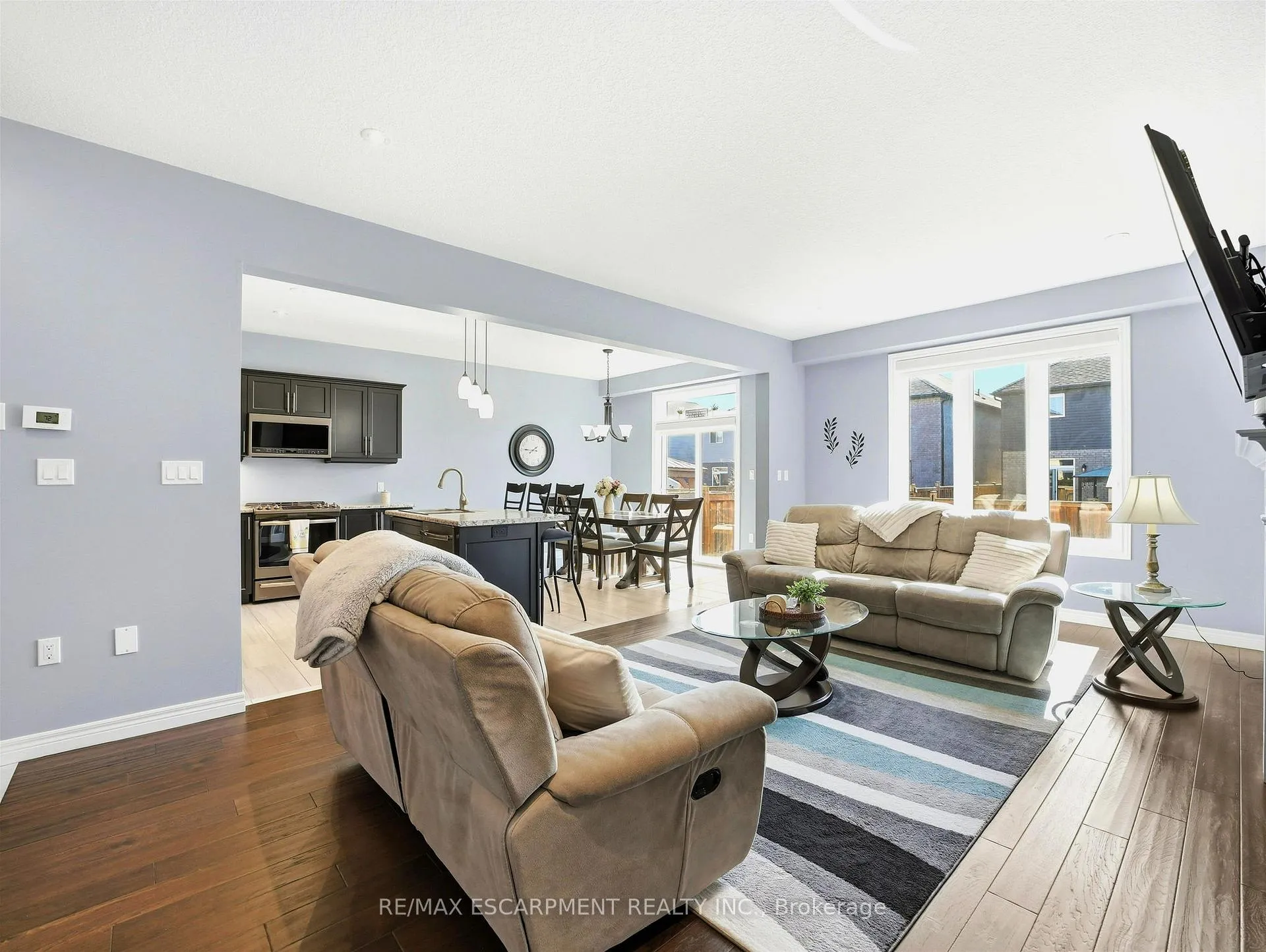 Photo 18 of 63 Festival Way, Hamilton, Binbrook — HOMEH