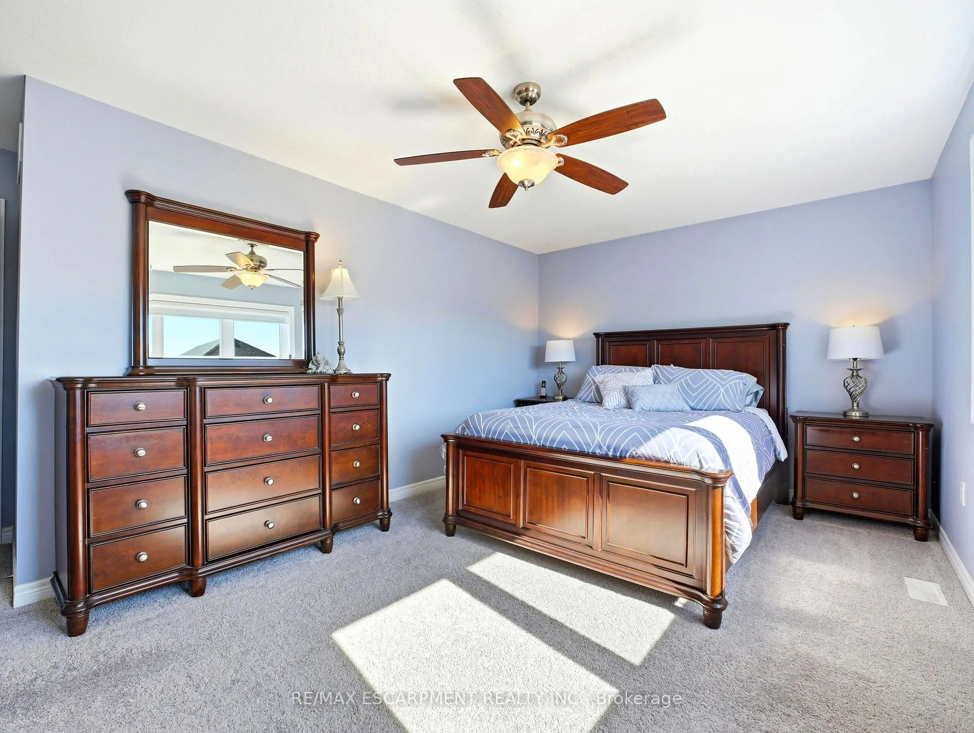 Photo 24 of 63 Festival Way, Hamilton, Binbrook — HOMEH