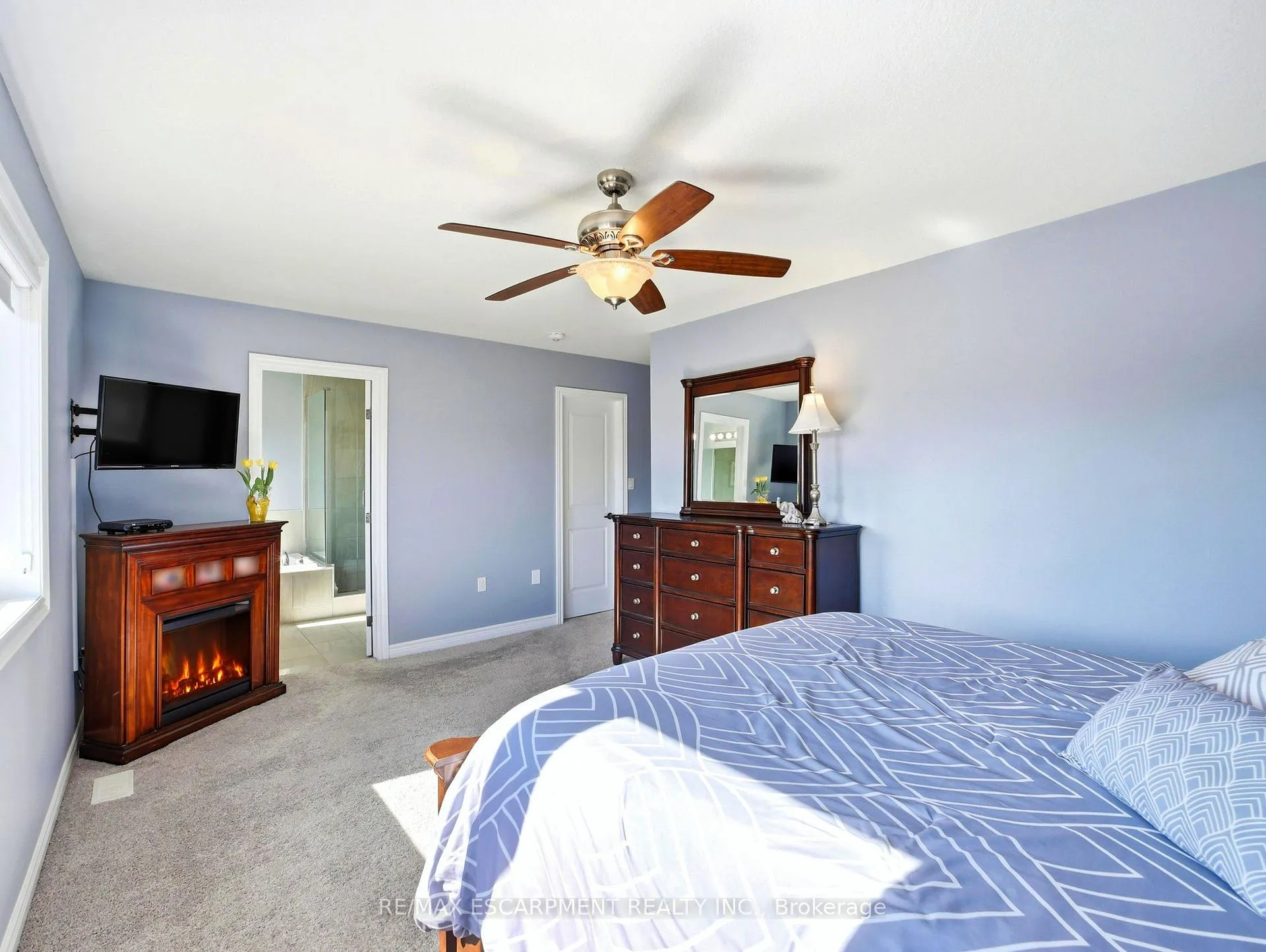Photo 27 of 63 Festival Way, Hamilton, Binbrook — HOMEH