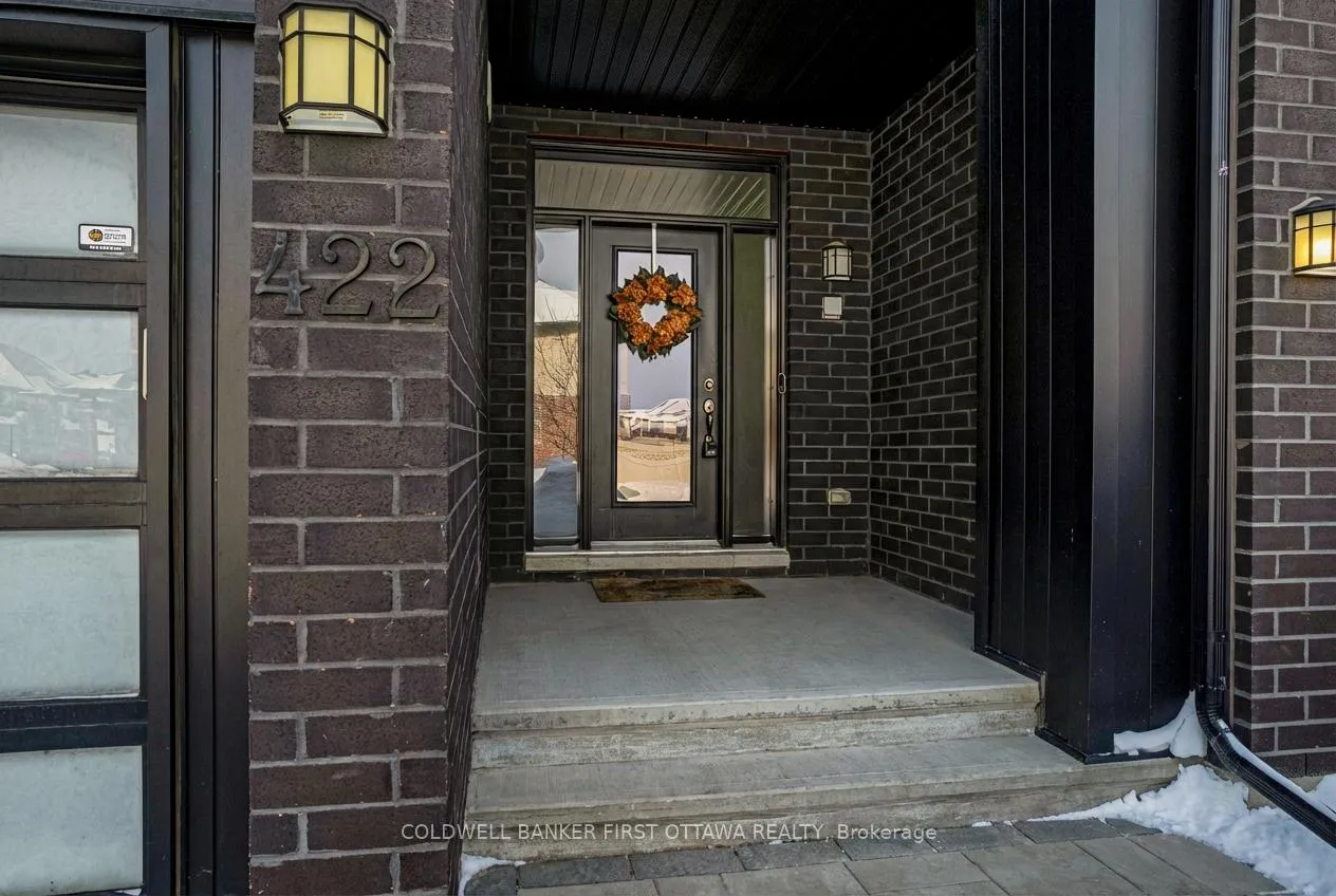 Photo 5 of 422 Markdale Terrace, Ottawa, Riverside South/Gloucester Glen — HOMEH
